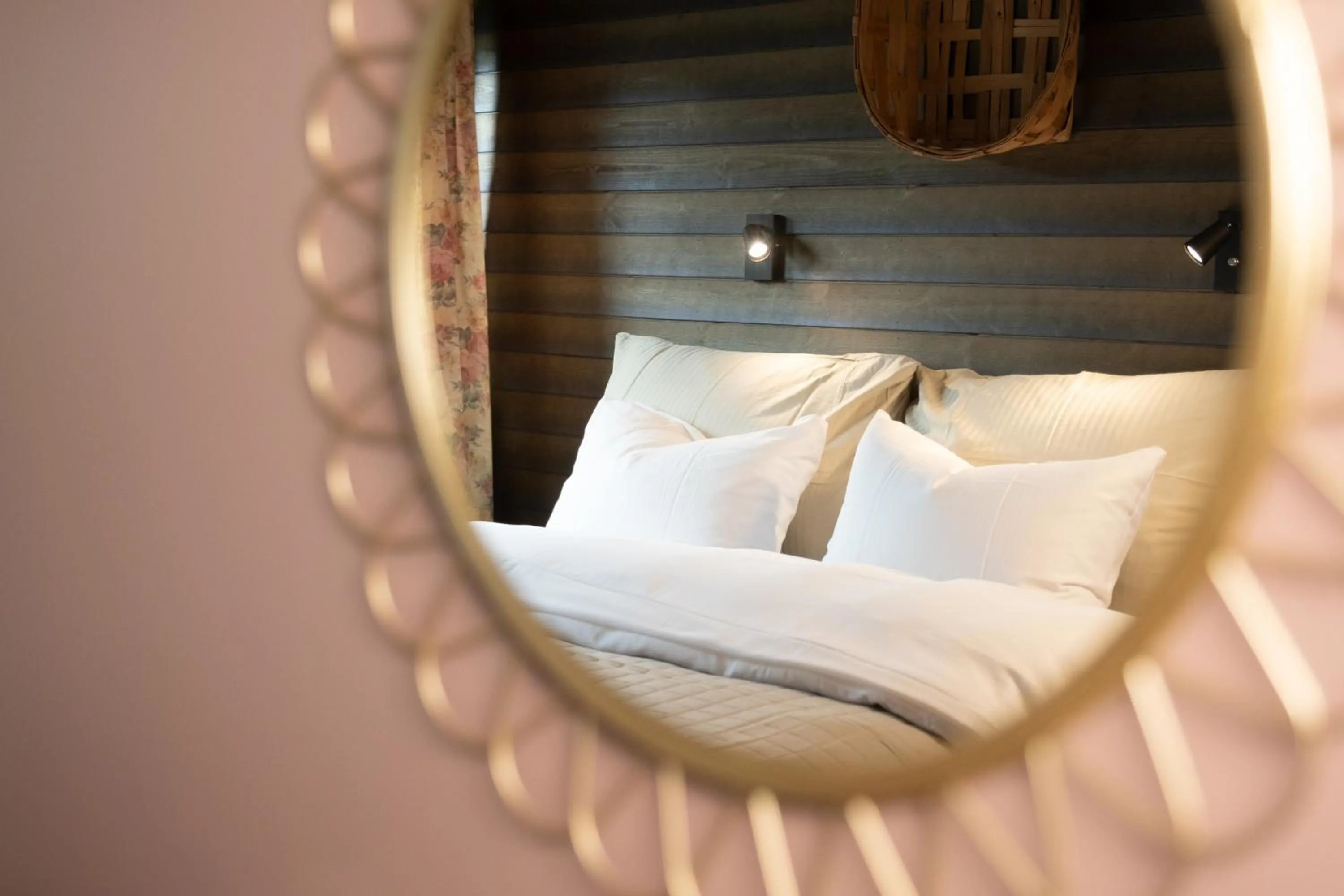 Bed in Sov Lodge