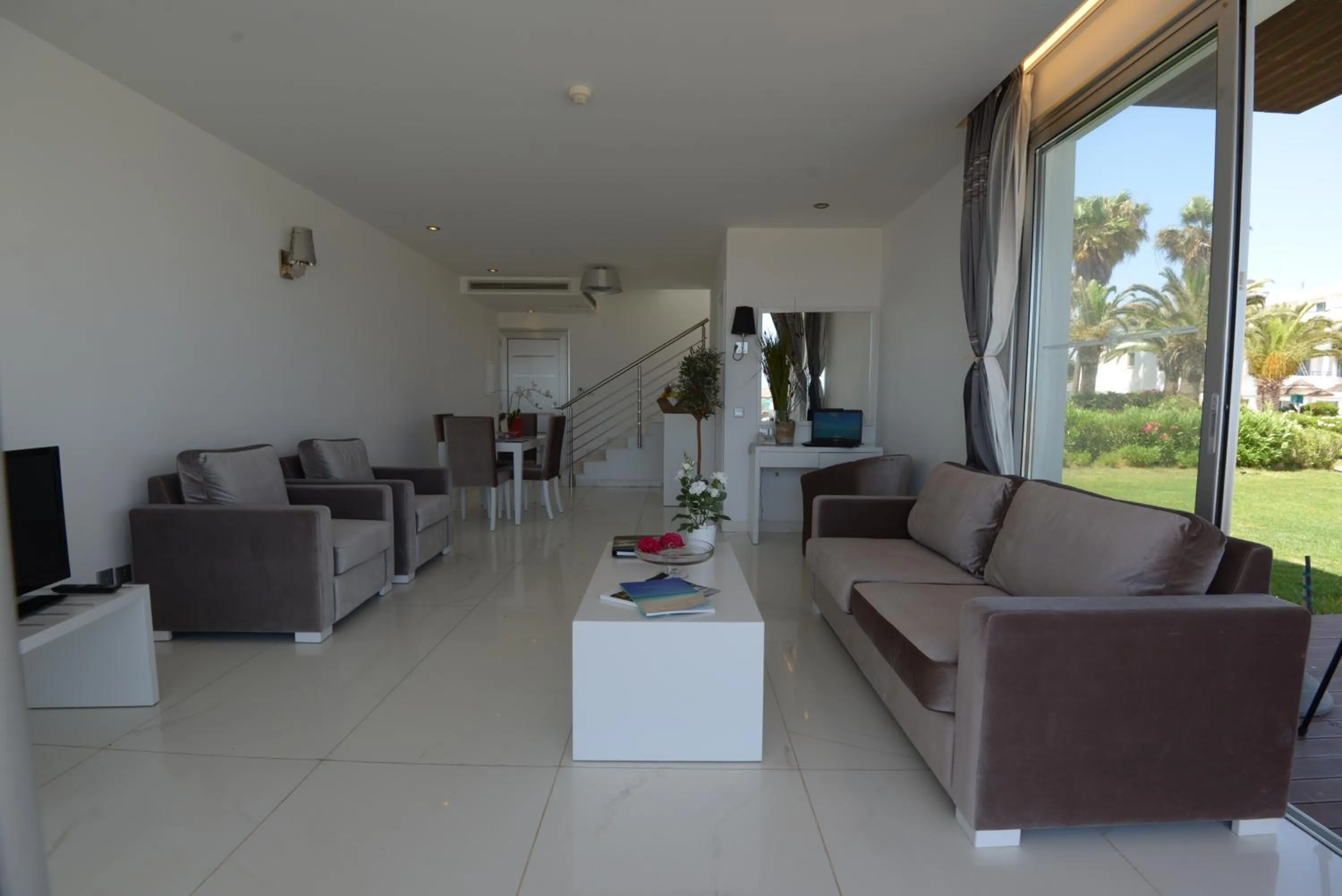 Dome Beach Marina Hotel & Resort