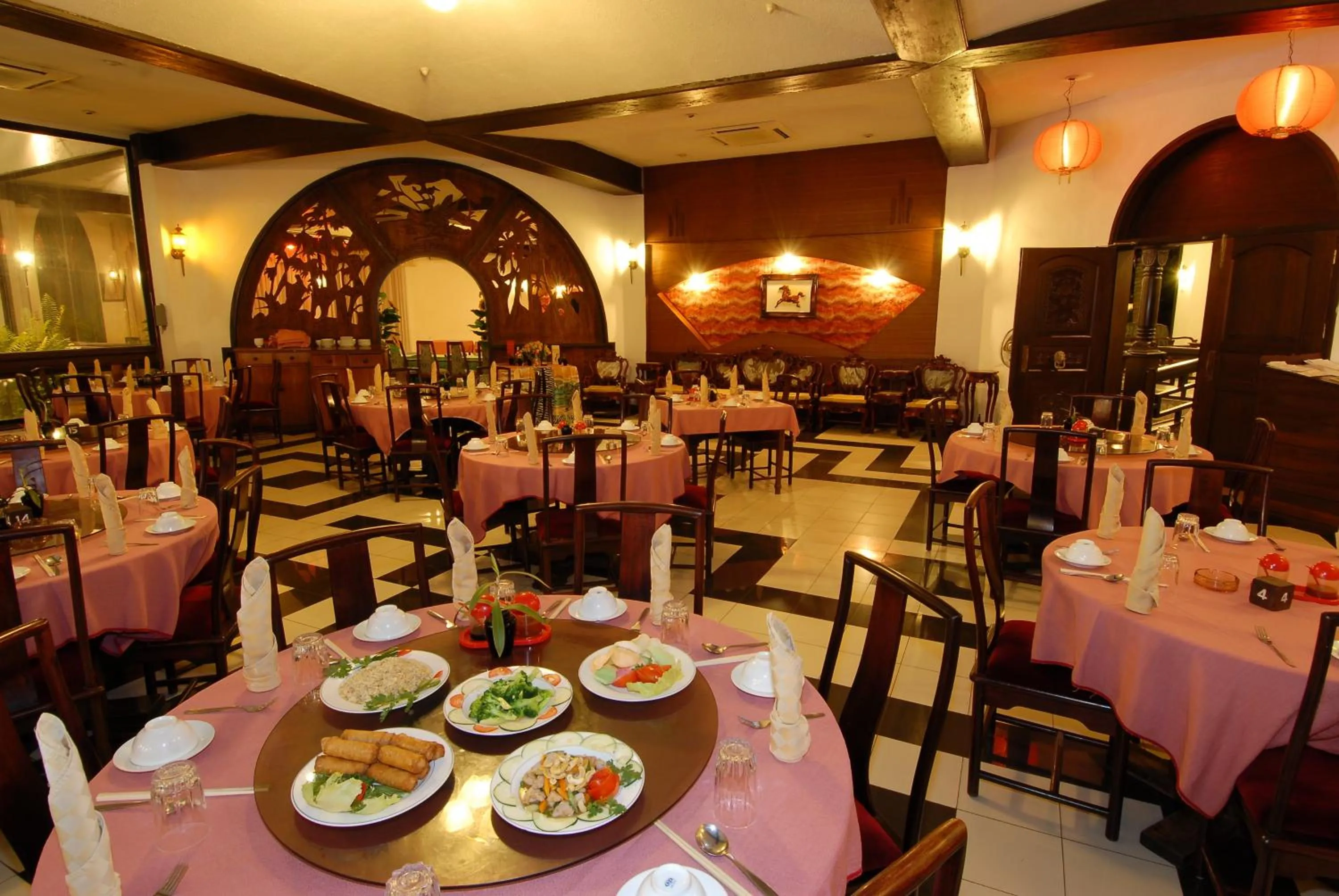 Restaurant/places to eat in Baobab Holiday Resort