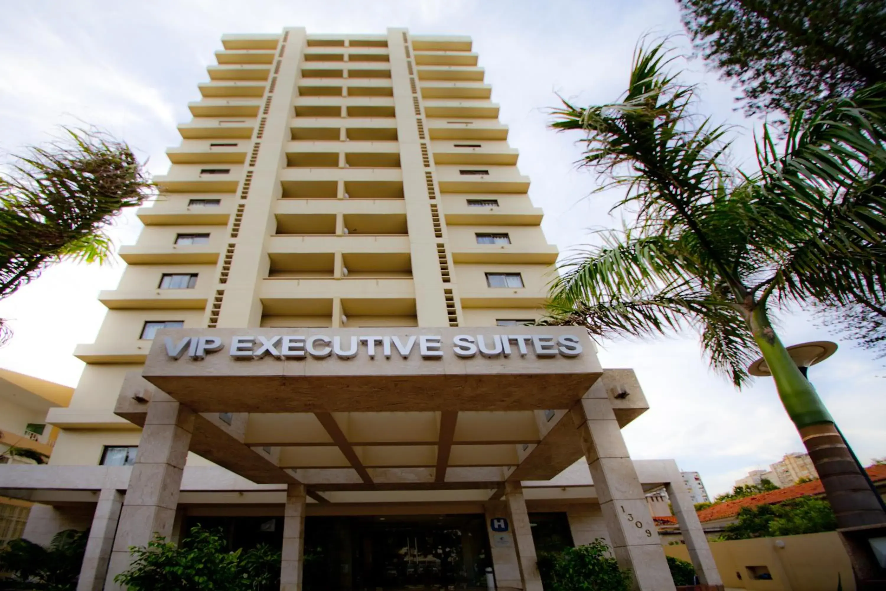 Facade/entrance in Vip Executive Suites Maputo Facade/entrance in Vip Executive Suites Maputo