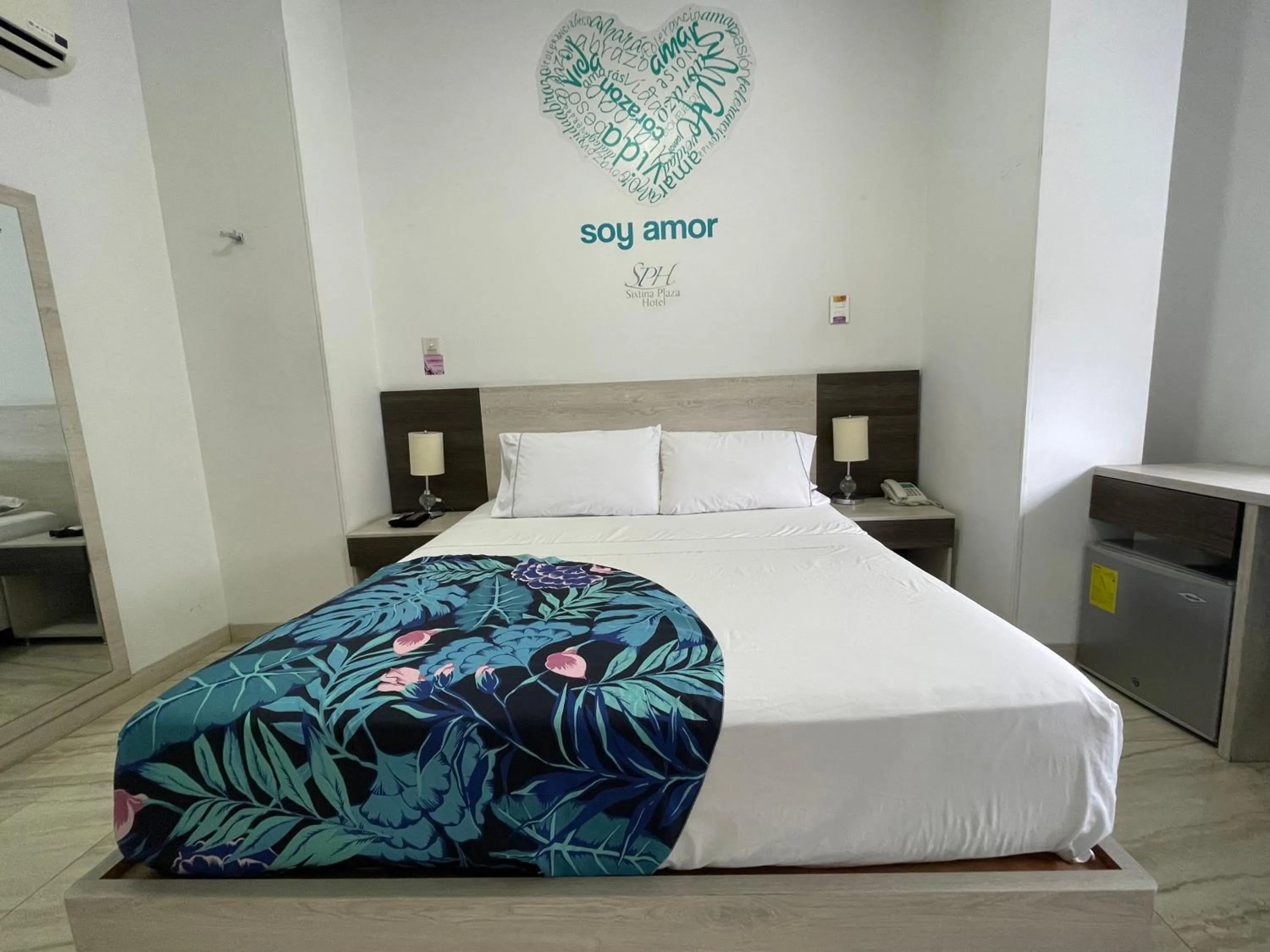 Bed in Hotel Sixtina Plaza Medellin