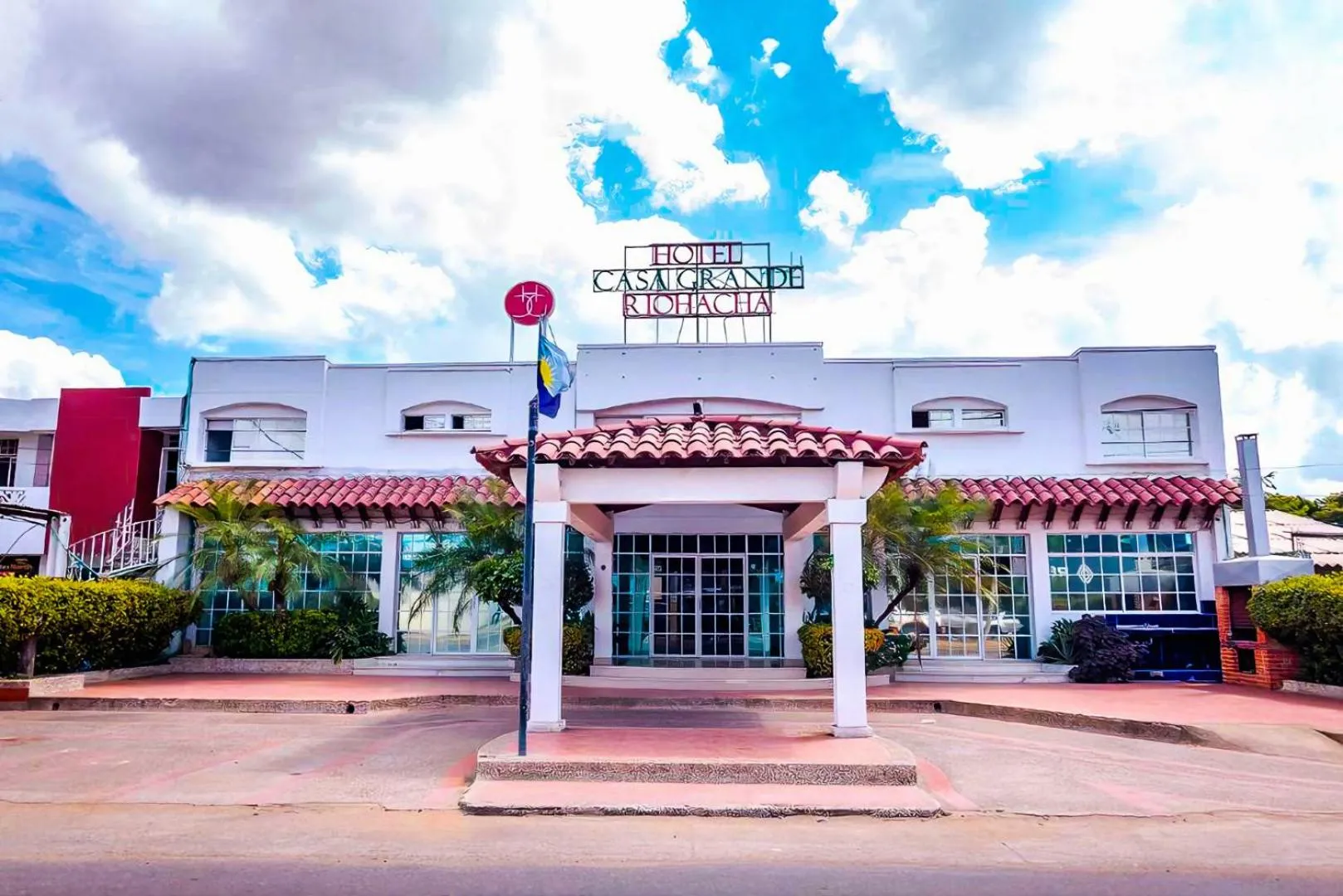 Property building in Hotel Casa Grande Riohacha Inn