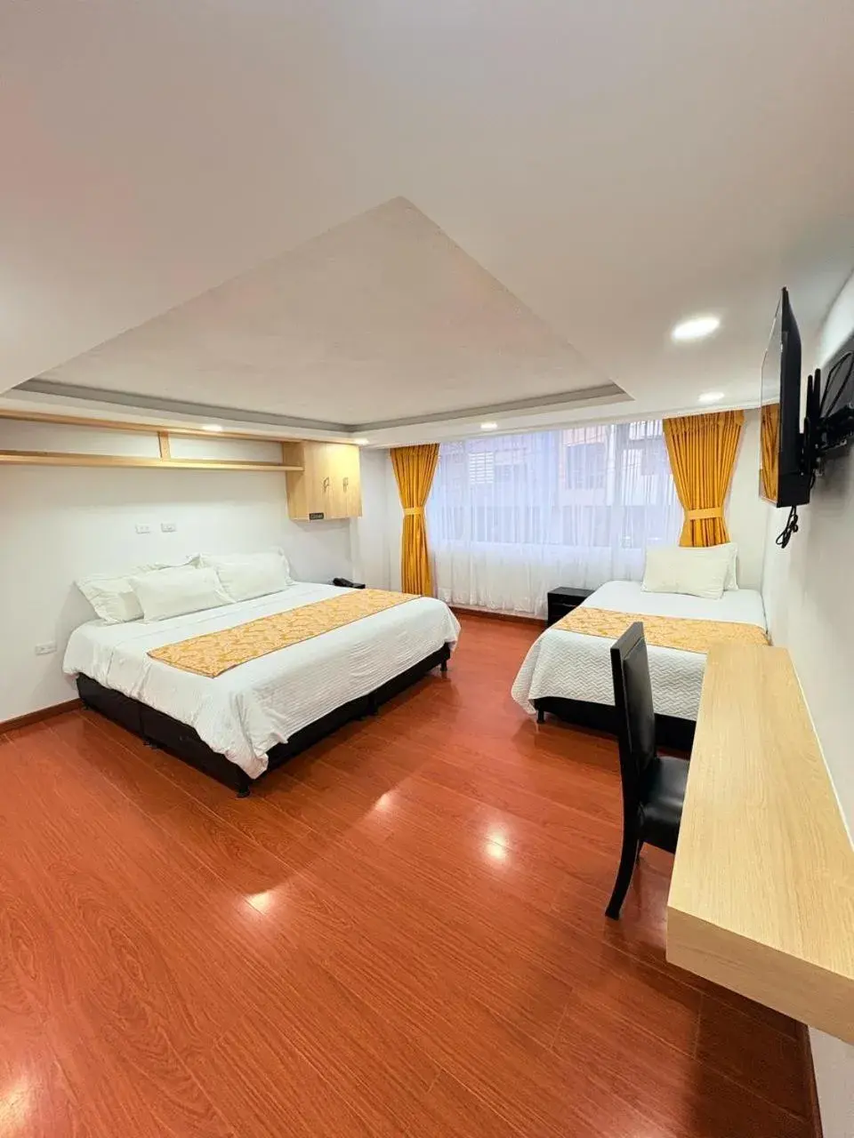 Deluxe Quadruple Room in Hotel Lagos Latin America Deluxe Quadruple Room in Hotel Lagos Latin America