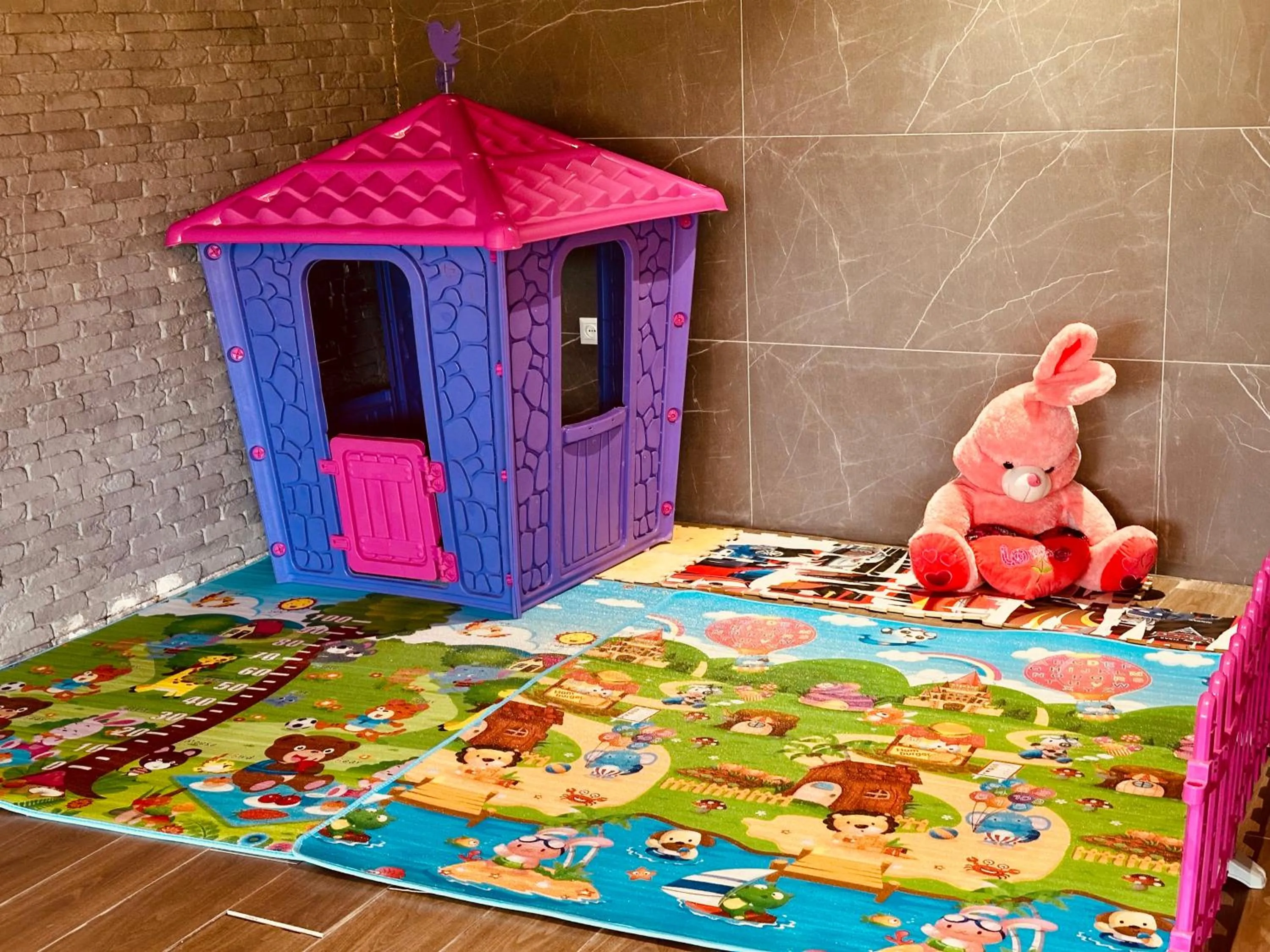 Children play ground in Aparthotel costa