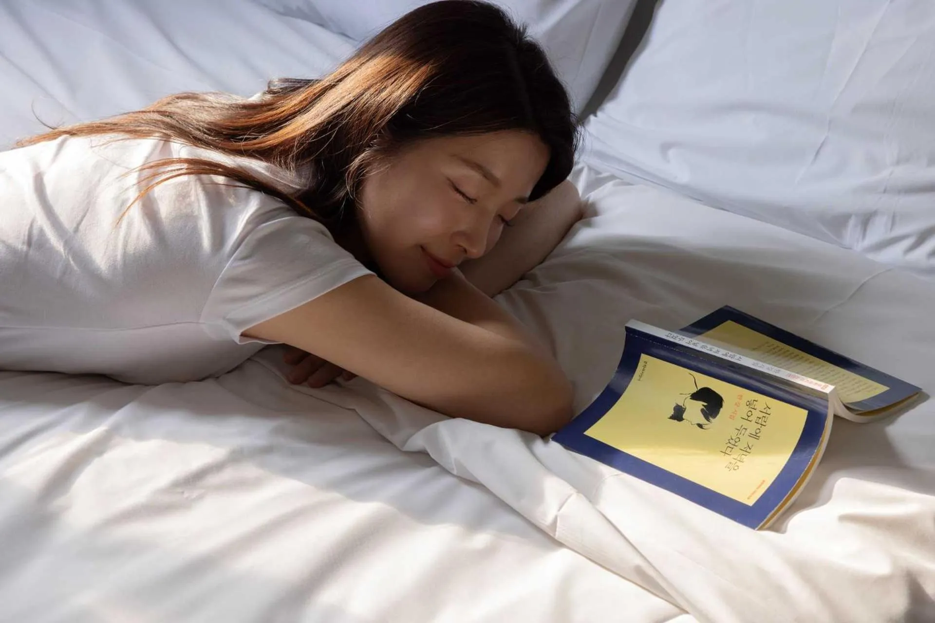 Photo of the whole room, Bed in Hotel Moon Cheonan ShinBuldang