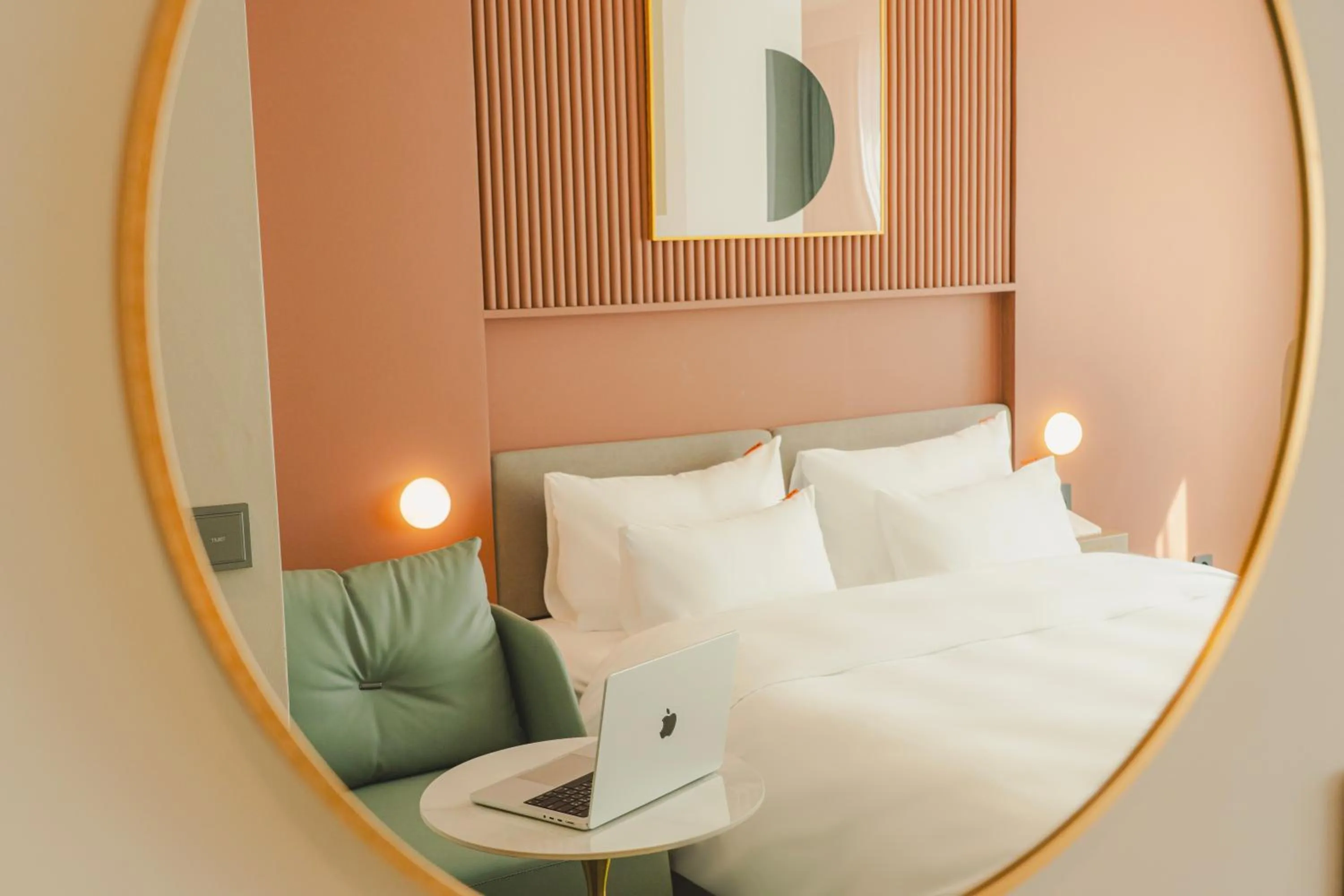 Bed in Cheonan Buldang Hound Hotel