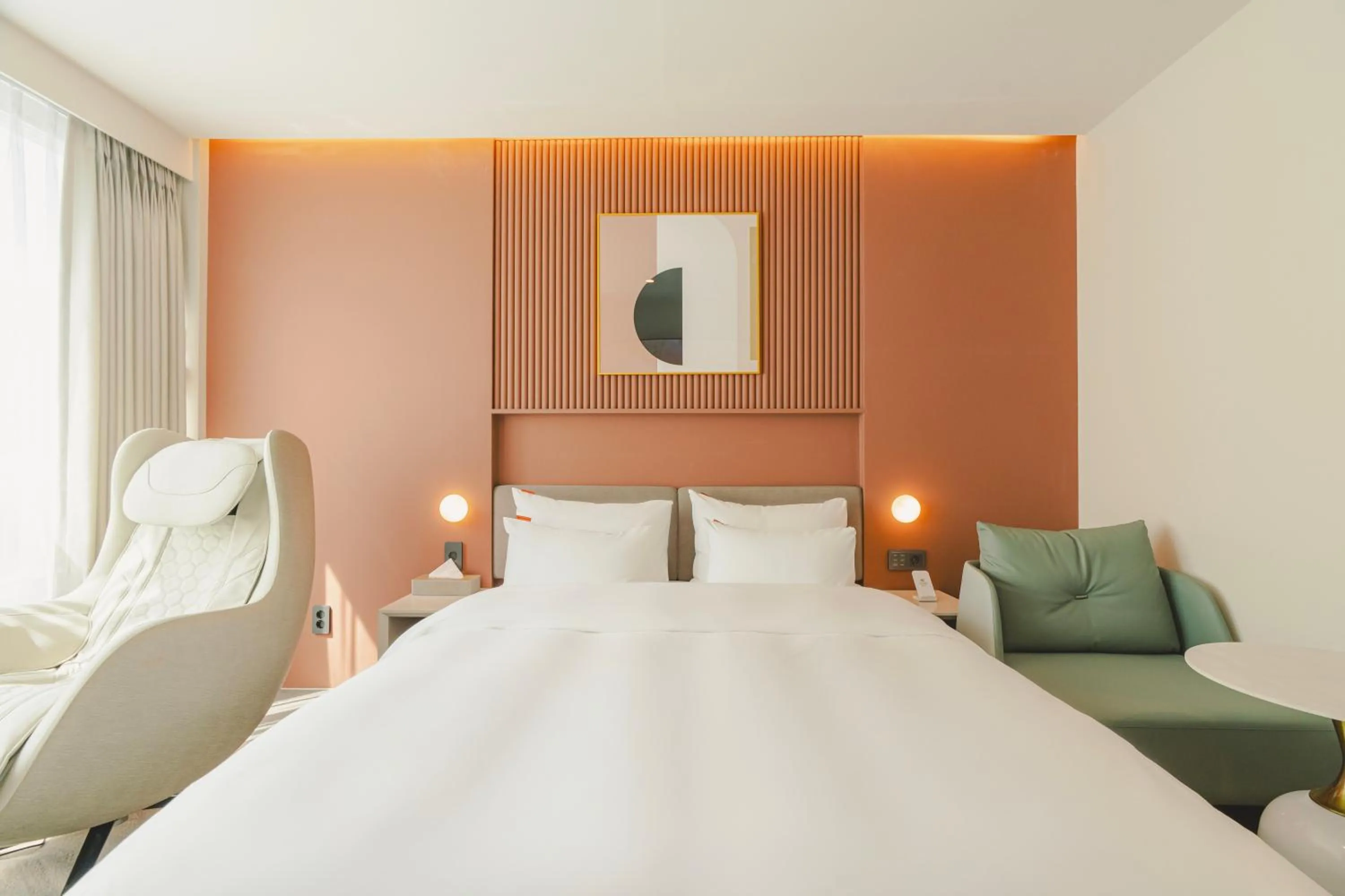 Bed in Cheonan Buldang Hound Hotel