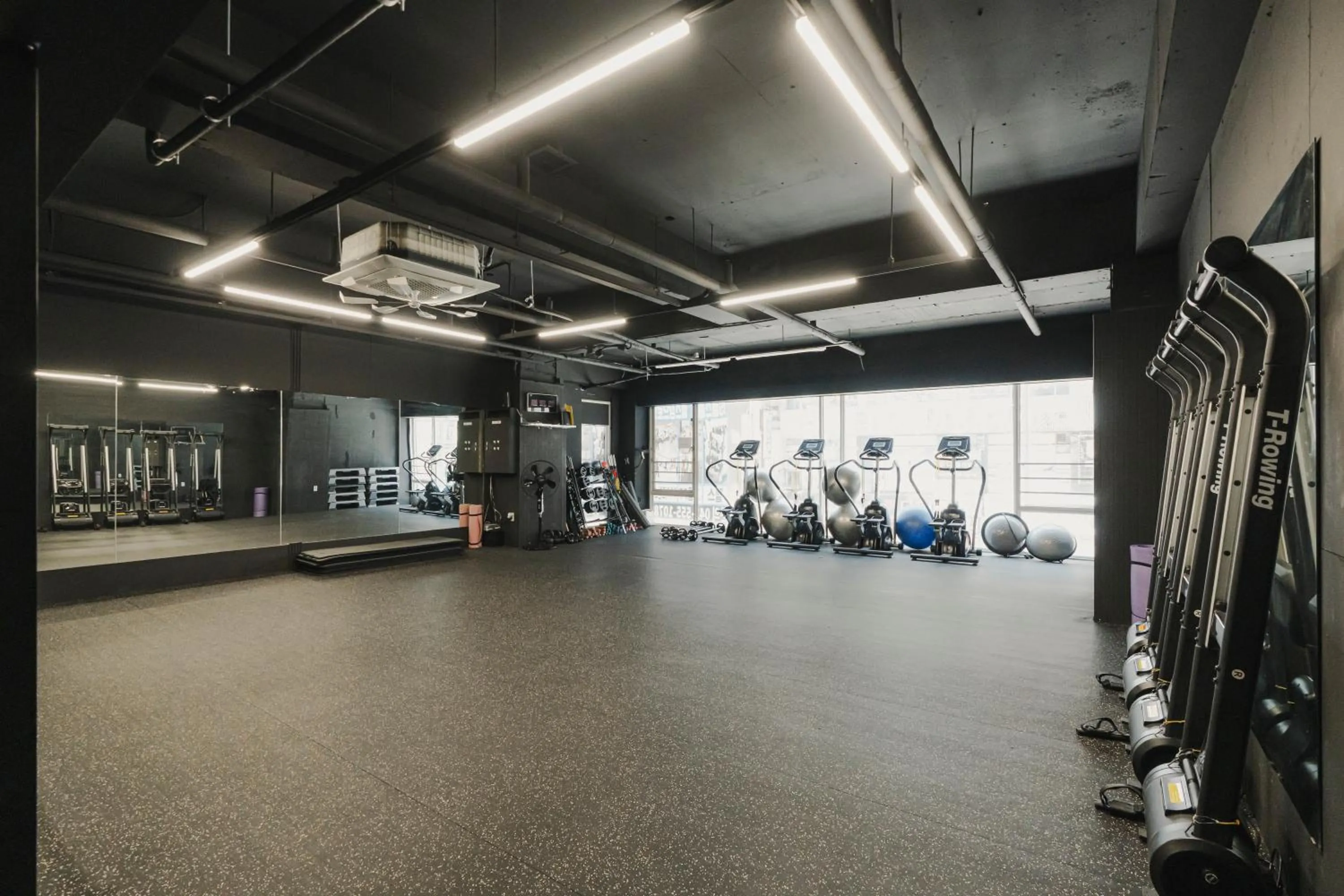 Fitness centre/facilities in Cheonan Buldang Hound Hotel