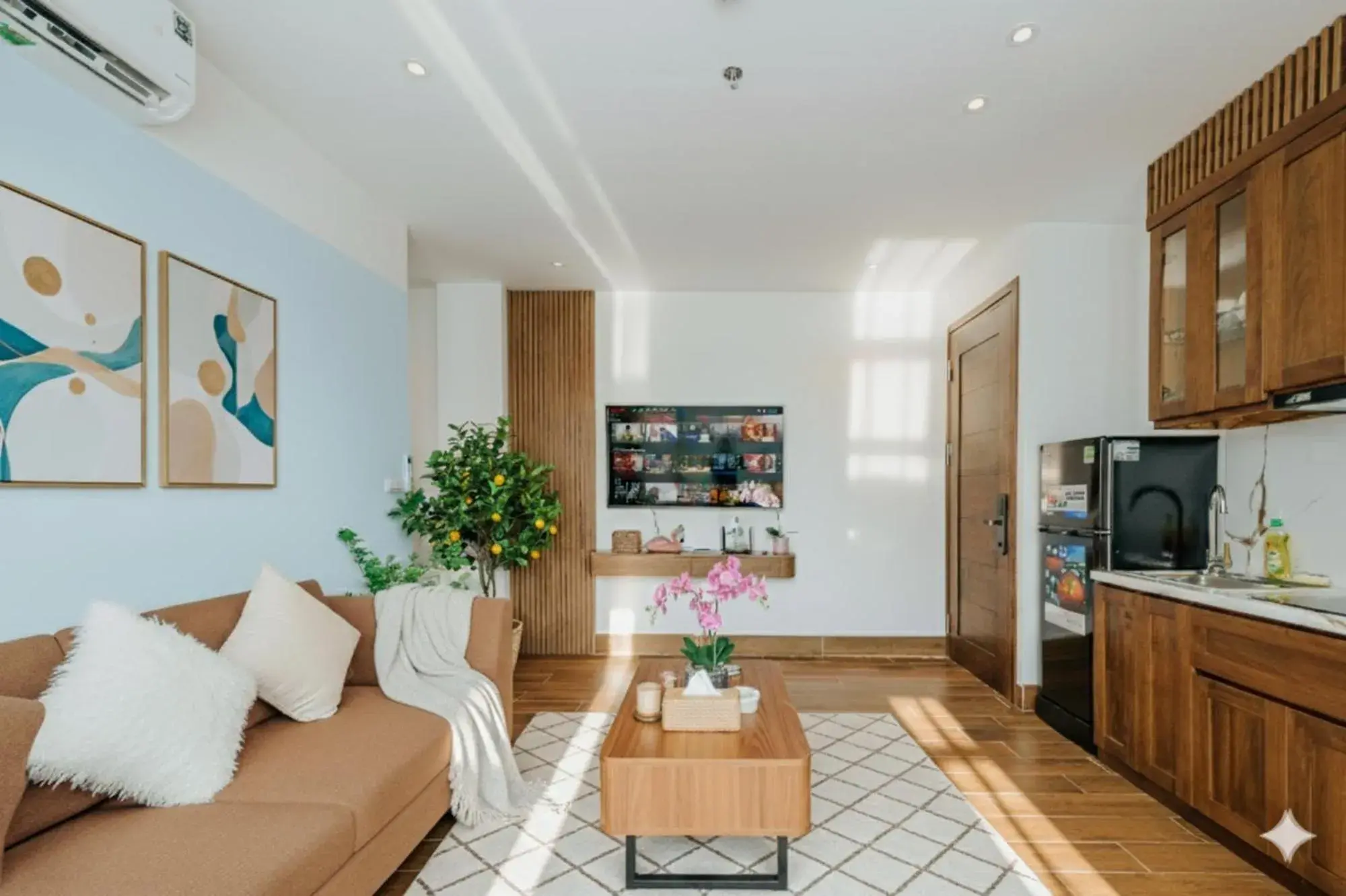 Two-Bedroom Apartment with View in Crescendo Limitless Style - Flexible check in time - Stay 24 hours Two-Bedroom Apartment with View in Crescendo Limitless Style - Flexible check in time - Stay 24 hours
