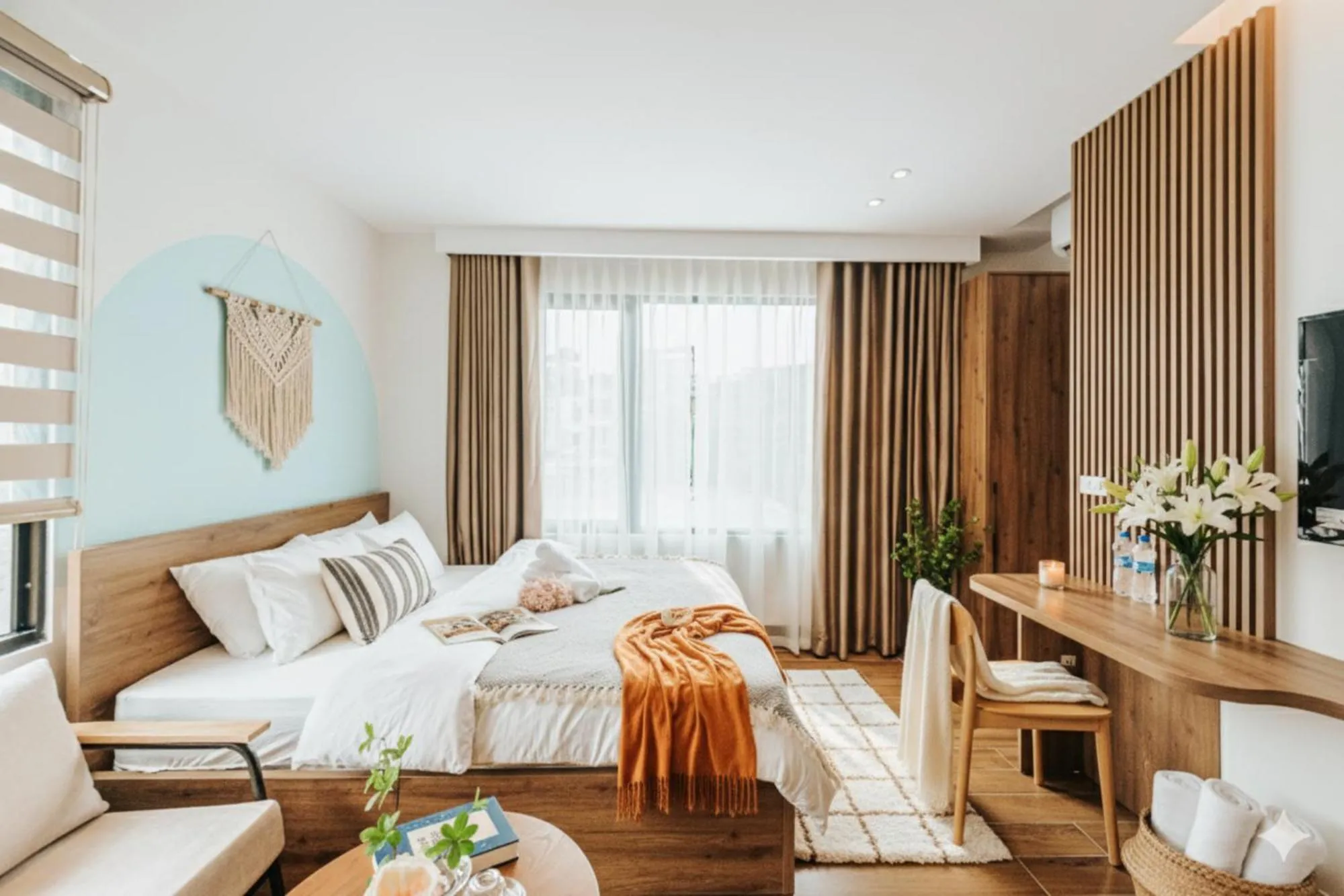 Bed in Crescendo Limitless Style