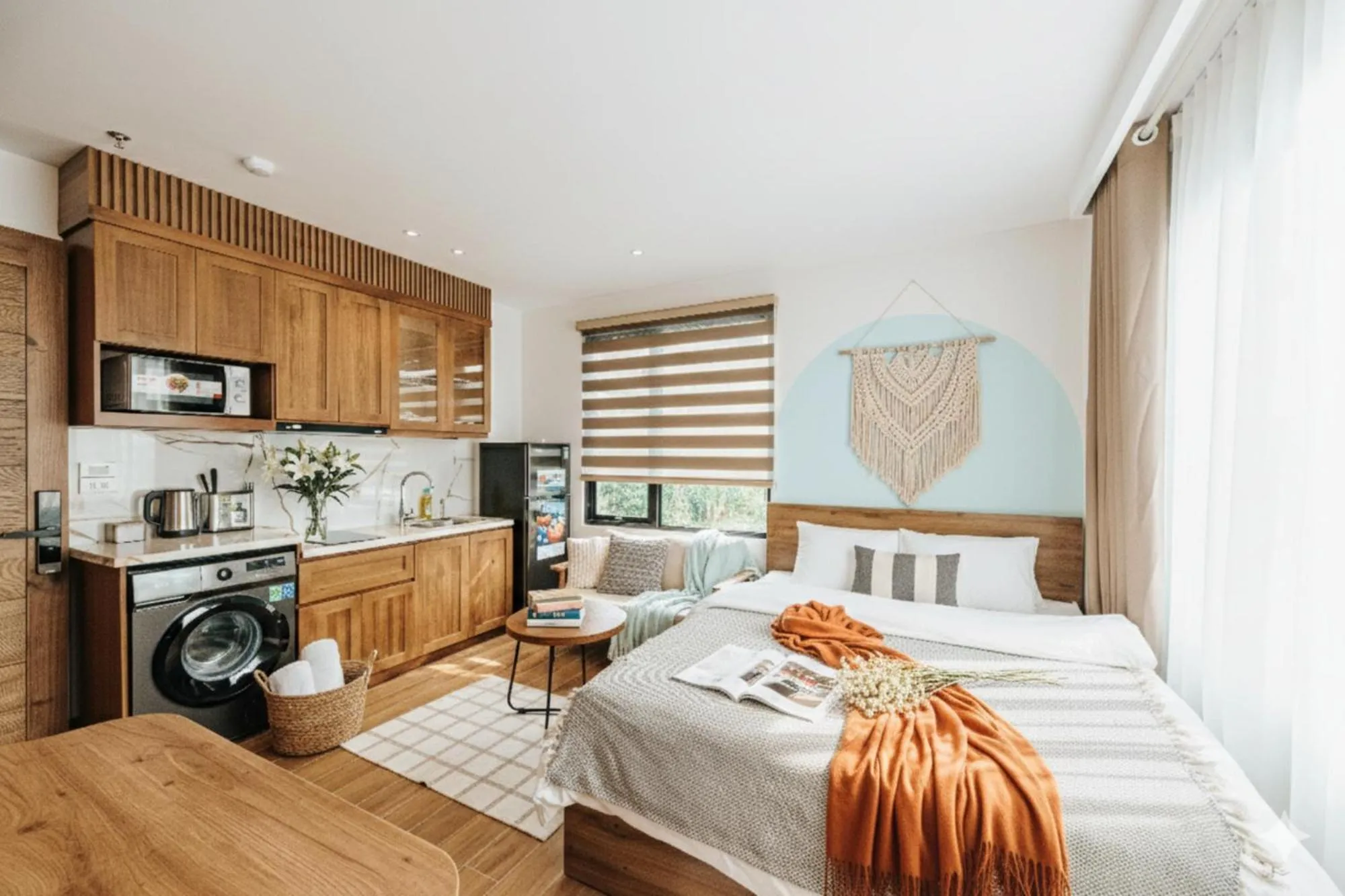 Bed in Crescendo Limitless Style