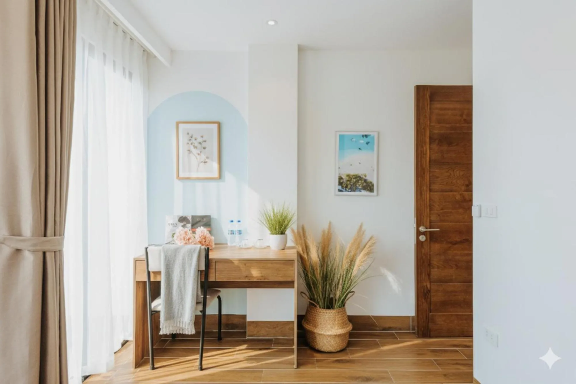 Dining area in Crescendo Limitless Style