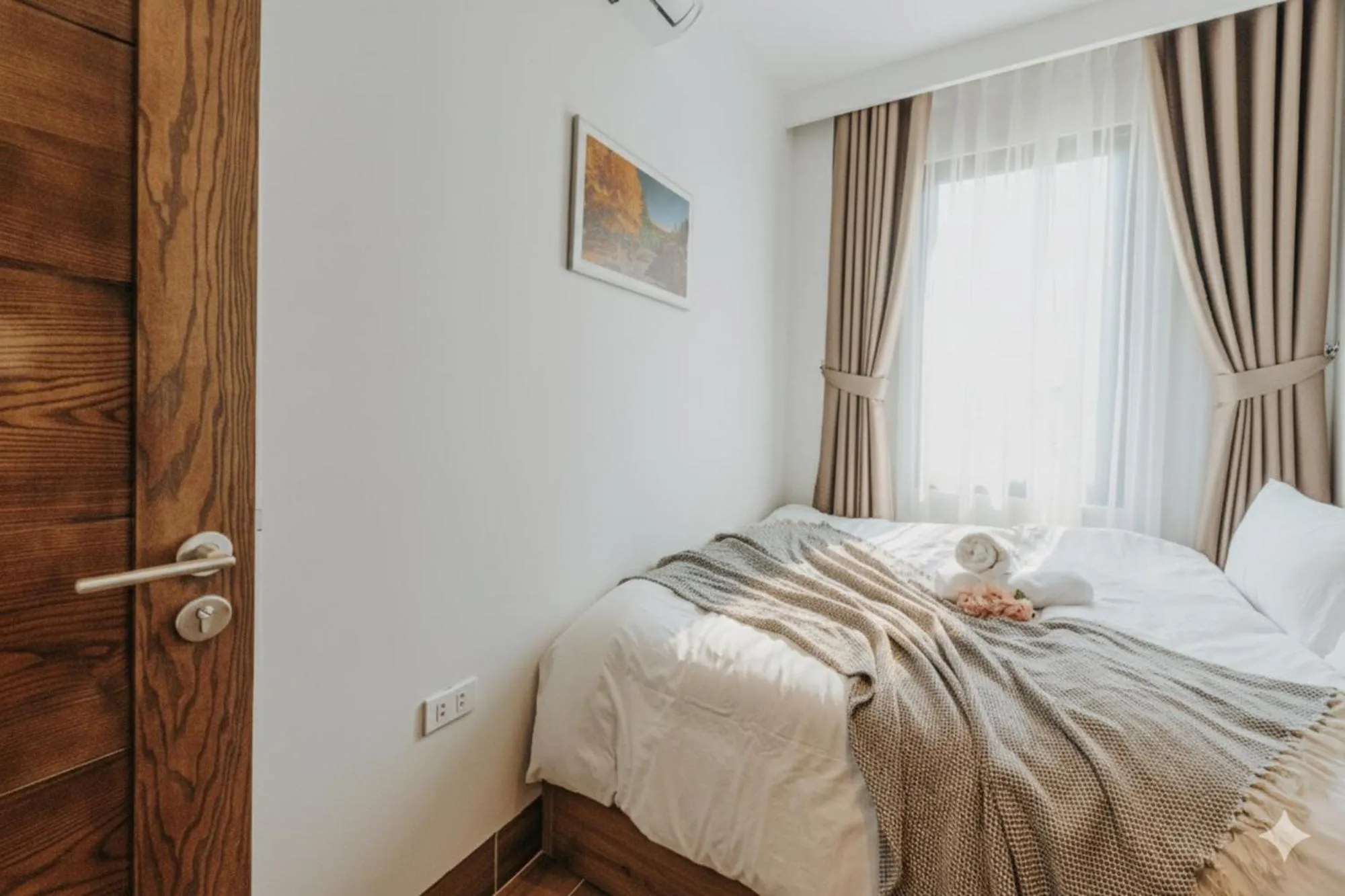 Bed in Crescendo Limitless Style