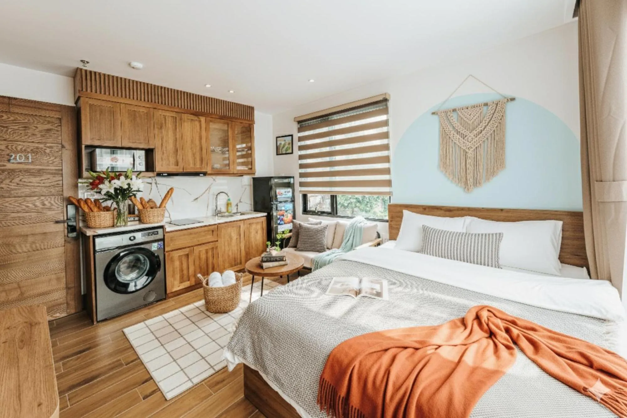 Bed in Crescendo Limitless Style
