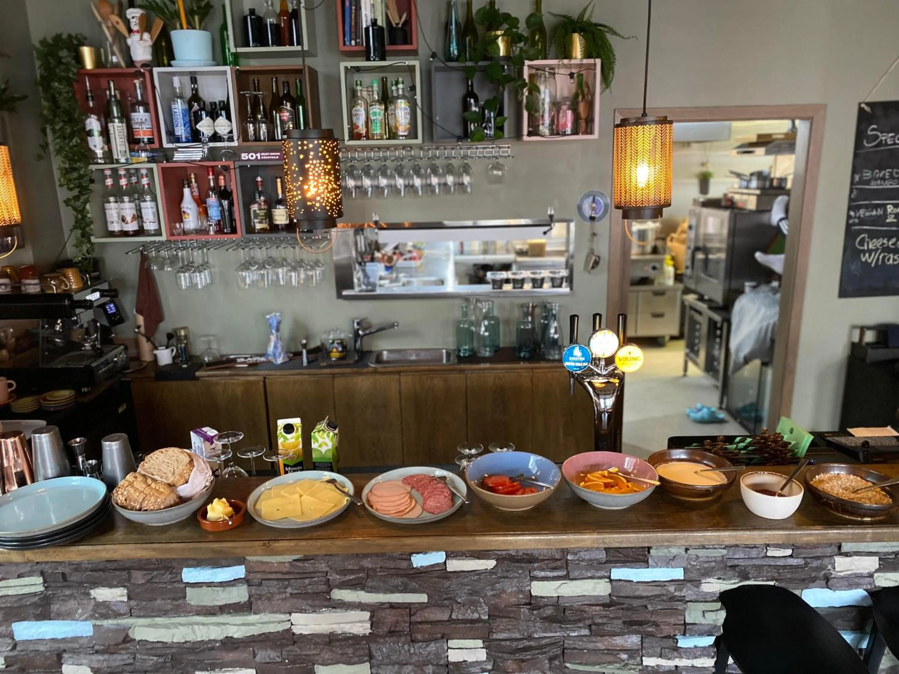 Breakfast in Bella Apartments & Rooms