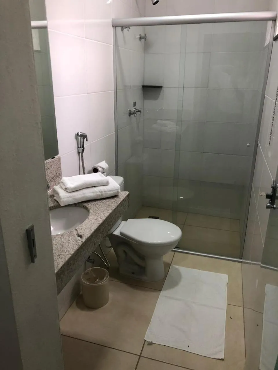 Bathroom in Victor Plaza Formiga