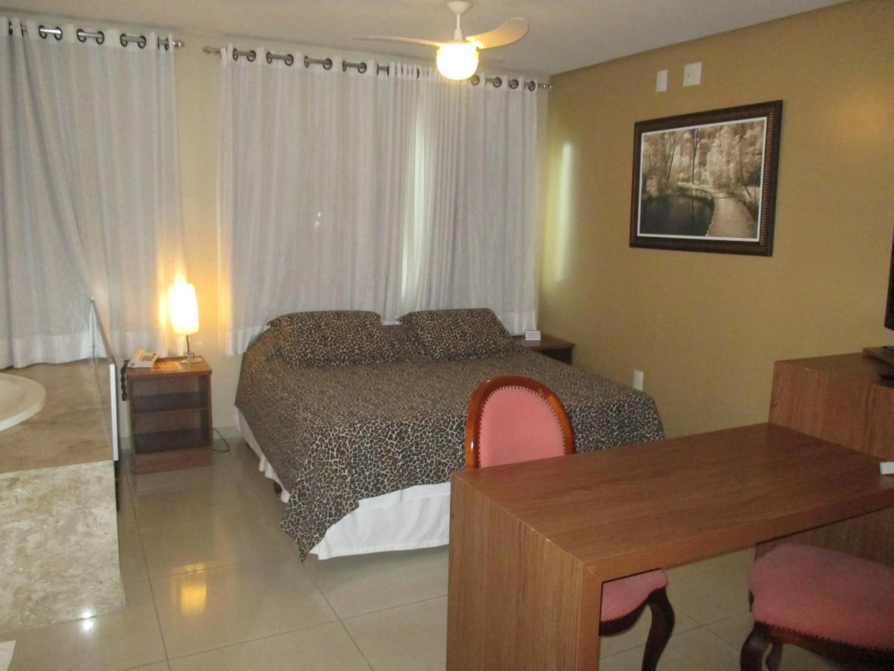 Bed in Victor Plaza Formiga