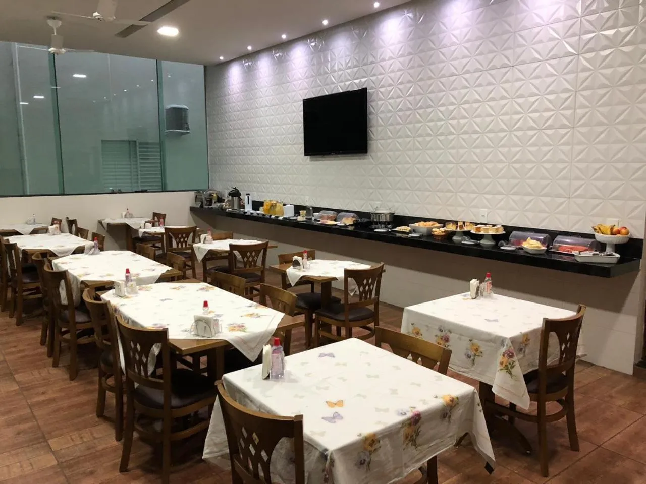 Breakfast in Victor Plaza Formiga