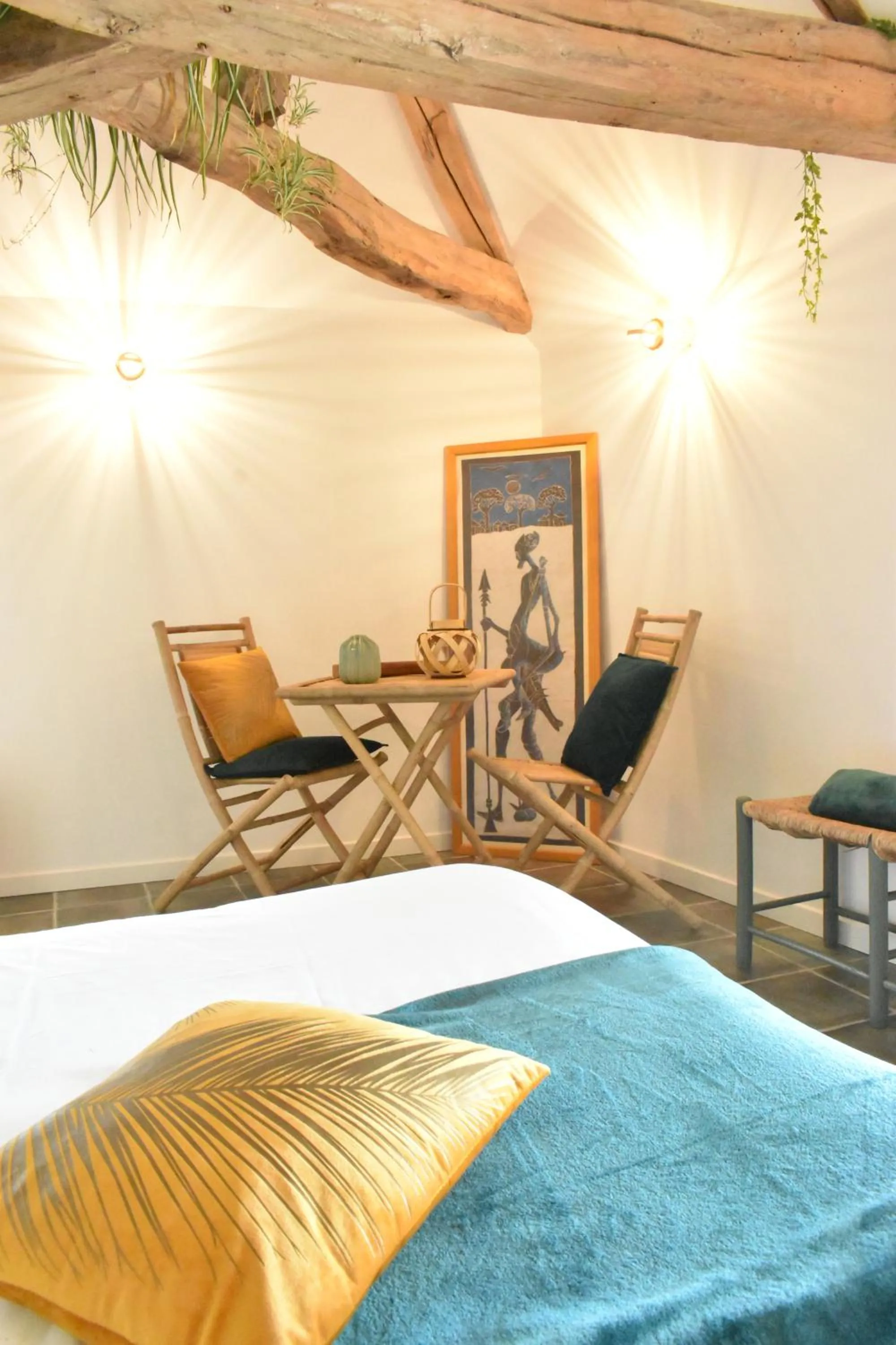 Seating area in Le Chai De La Rose SPA et Séances Bien être