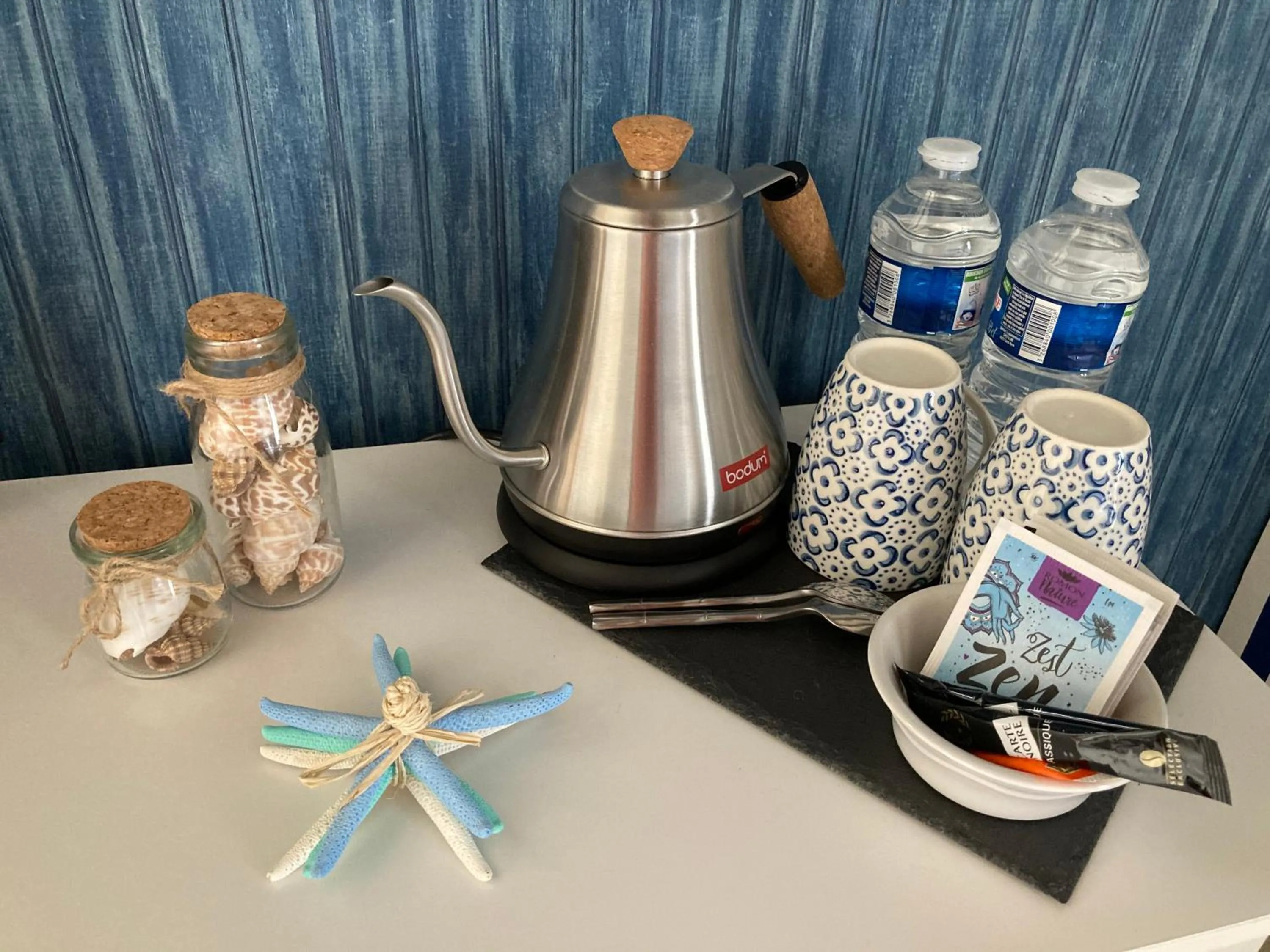 Coffee/tea facilities in Le Chai De La Rose SPA et Séances Bien être