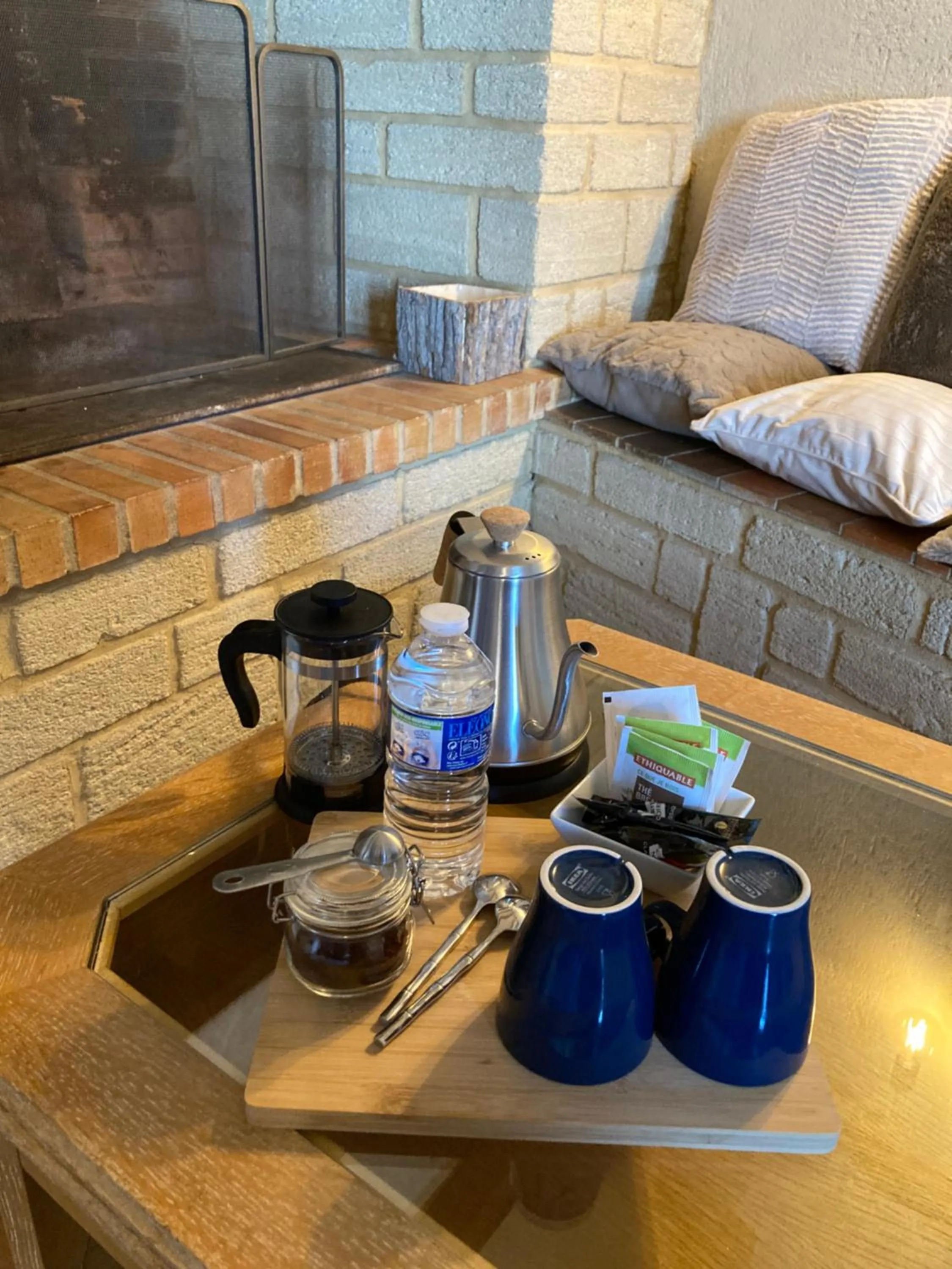 Coffee/tea facilities in Le Chai De La Rose SPA et Séances Bien être