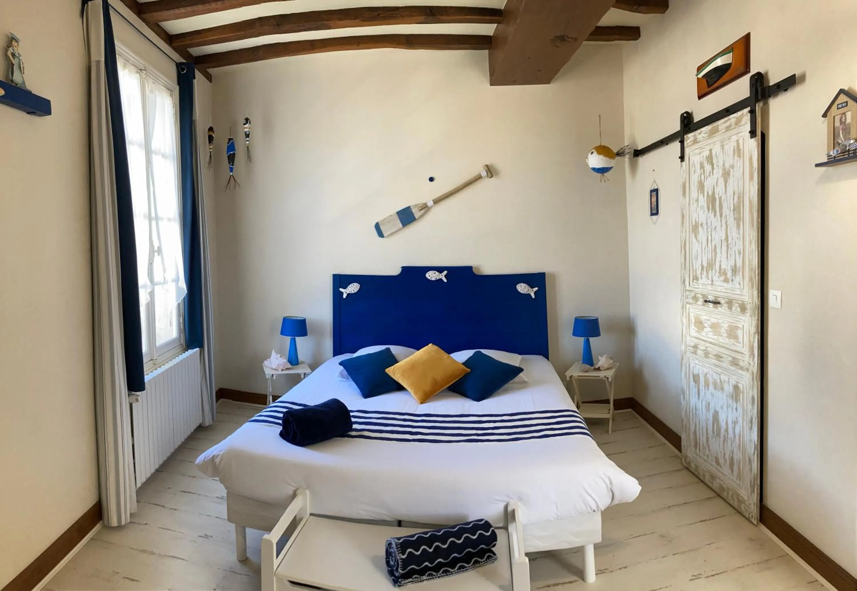 Photo of the whole room, Bed in Le Chai De La Rose SPA et Séances Bien être