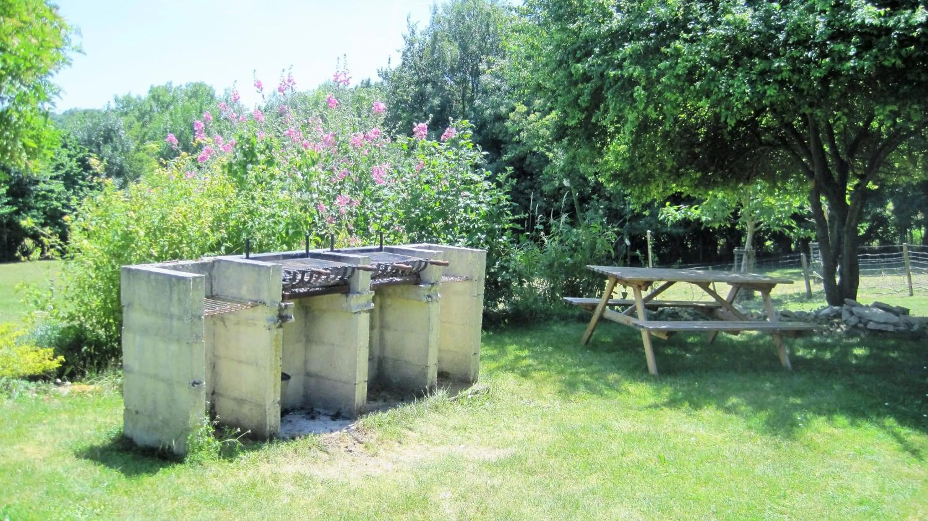 BBQ facilities in Le Noisetier at Les Hiboux Gites
