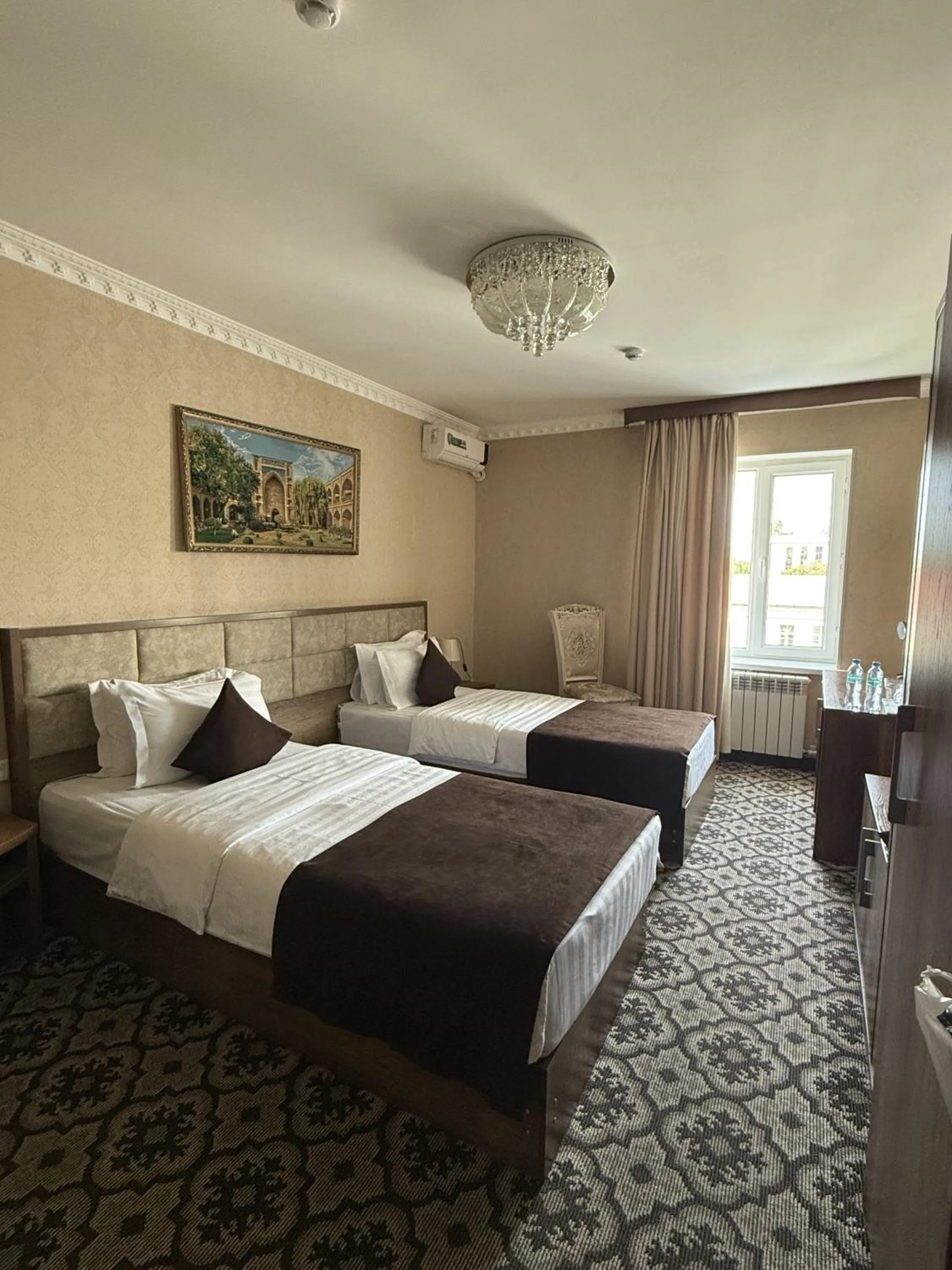 Bed in Reikartz Fergana