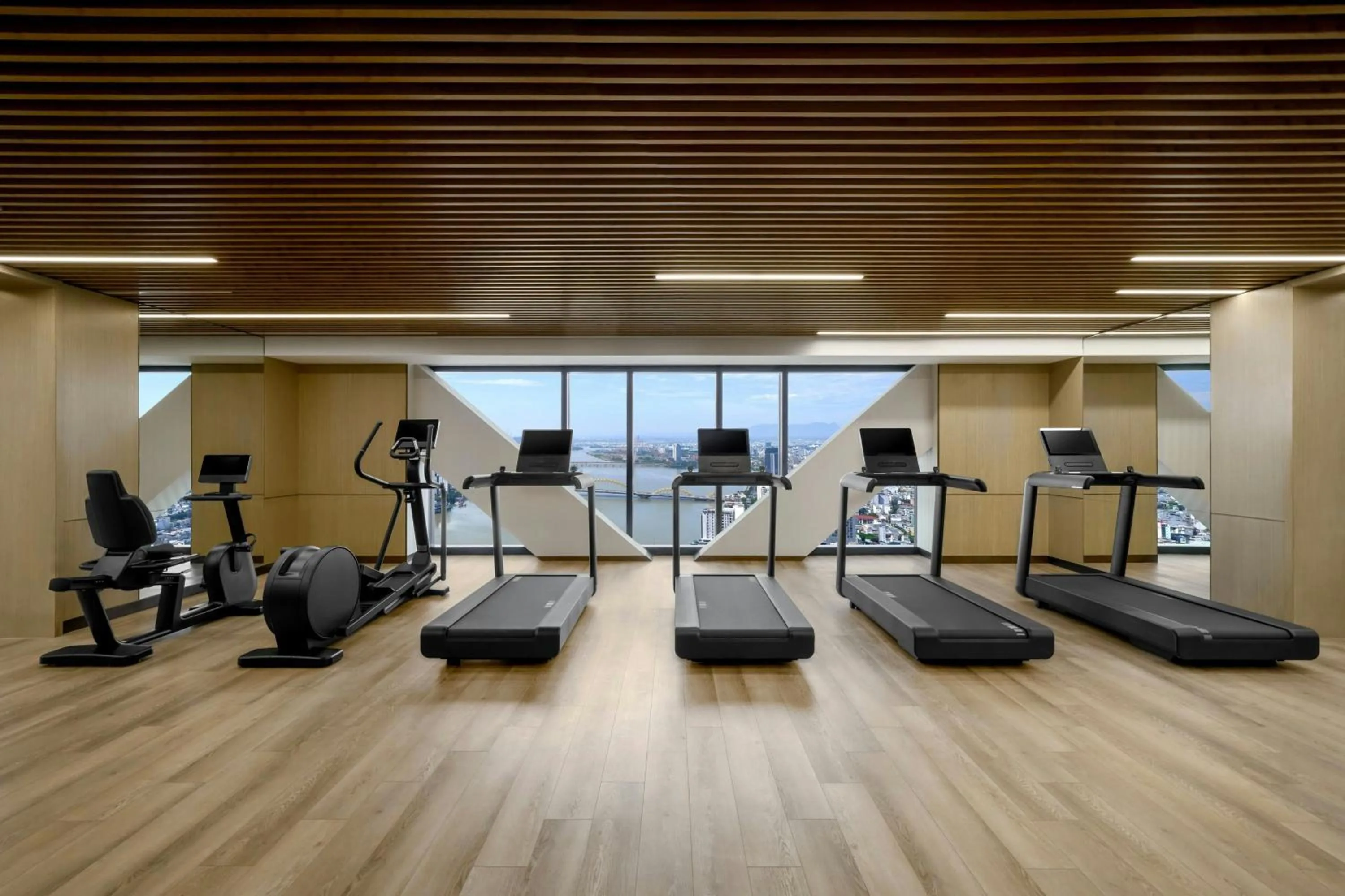 Fitness centre/facilities in Courtyard by Marriott Danang Han River