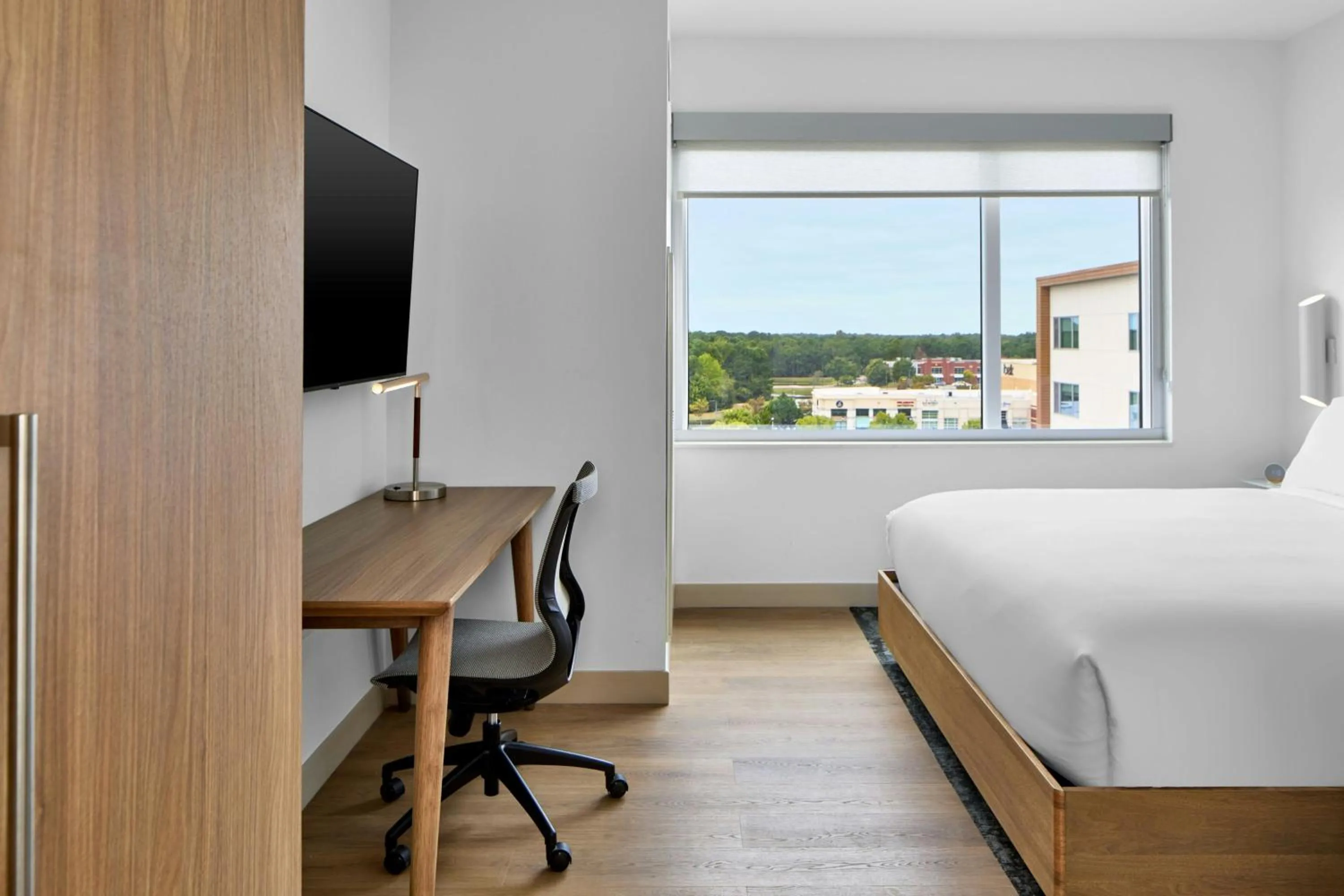 Bedroom, Bed in Element Wilmington