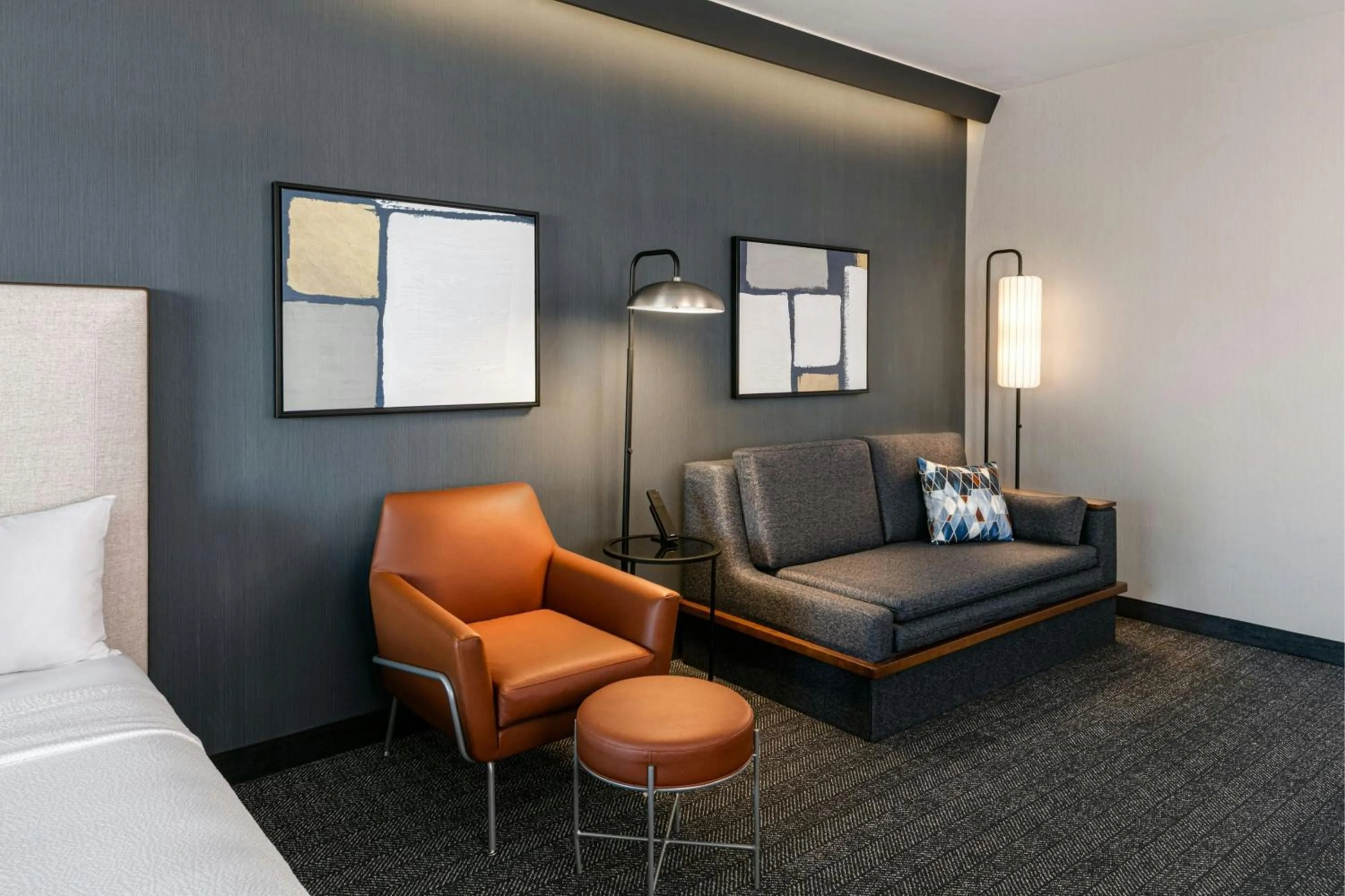 Photo of the whole room in Courtyard Lewiston