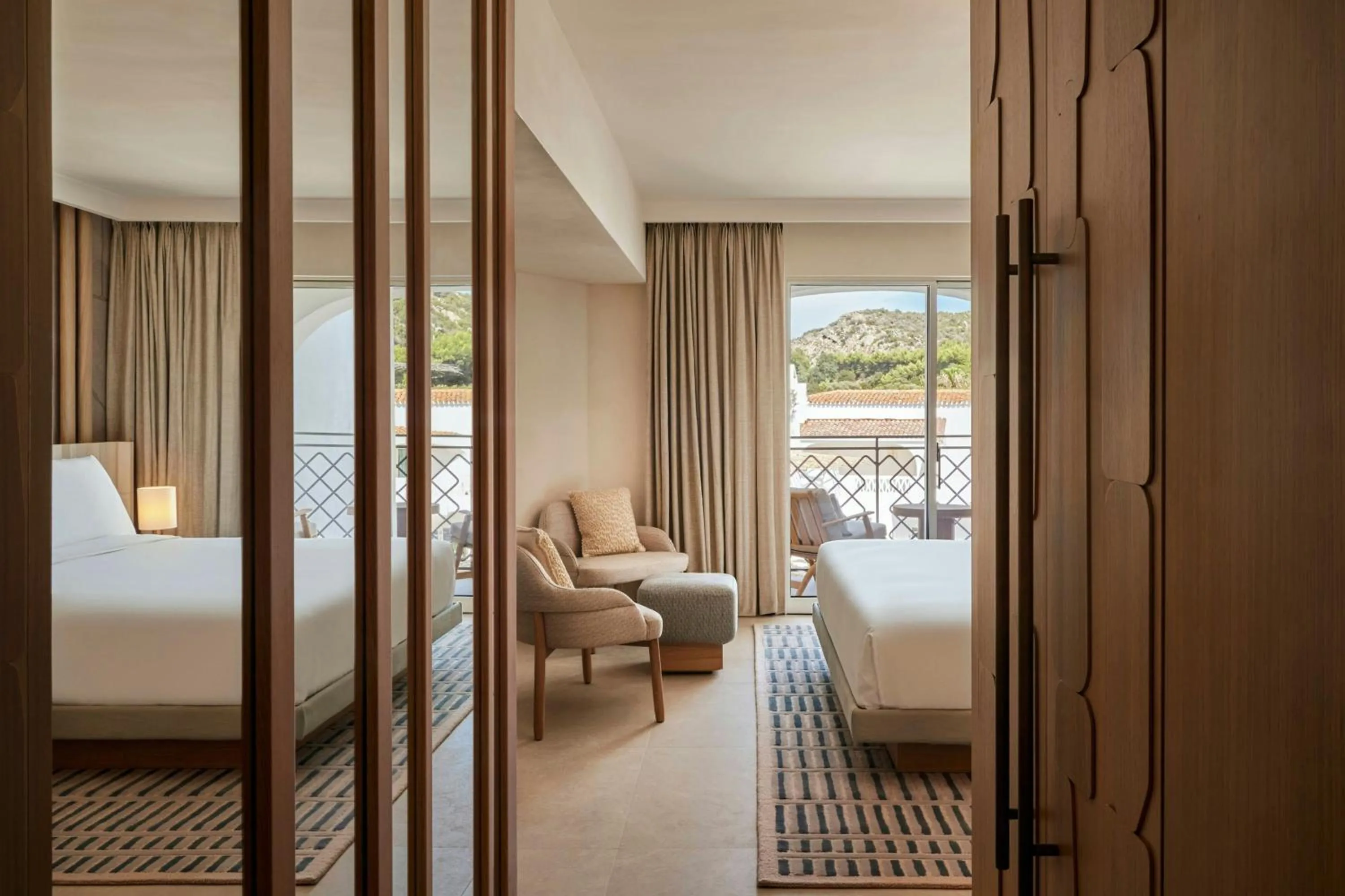 Photo of the whole room, Bed in W Sardinia - Poltu Quatu