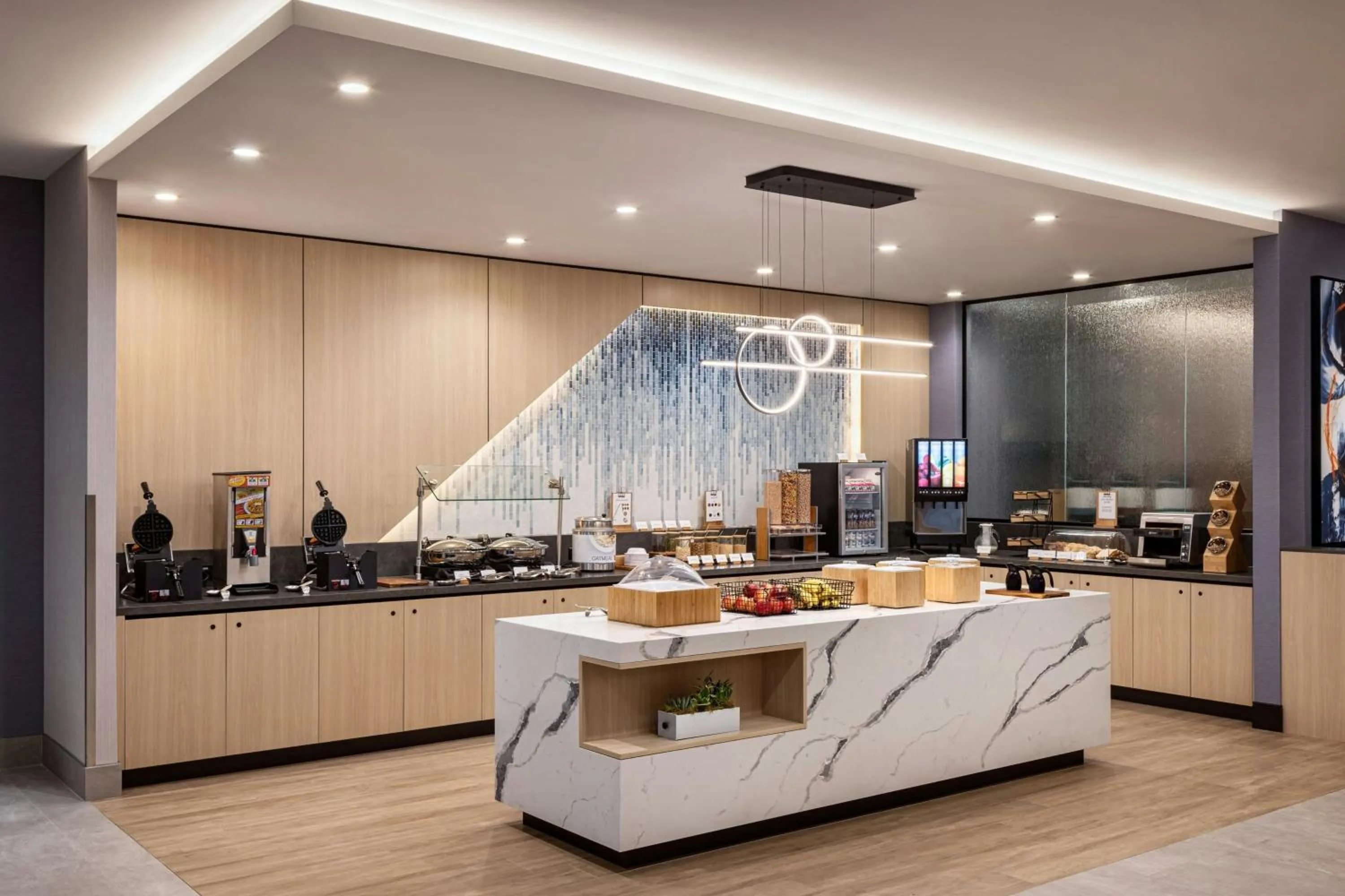 Breakfast in TownePlace Suites by Marriott Chilliwack