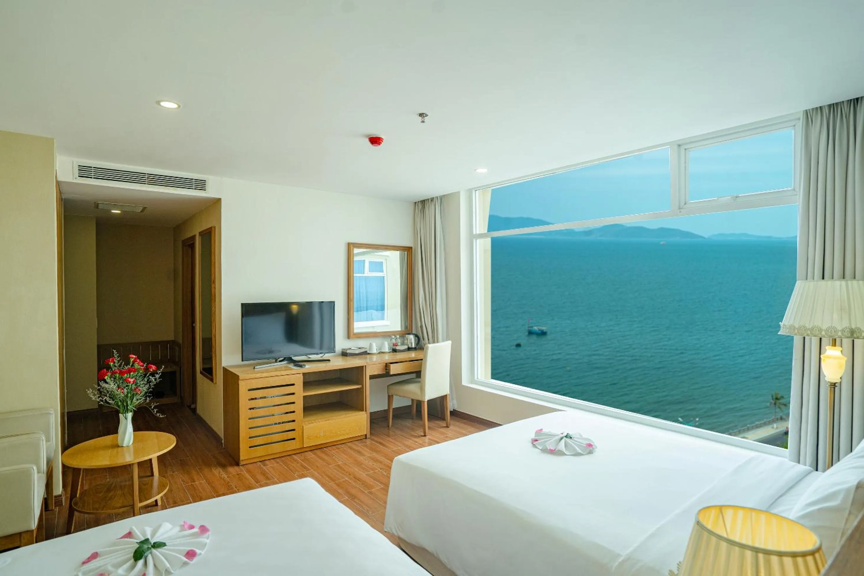 Bed in Glamour Hotel Nha Trang