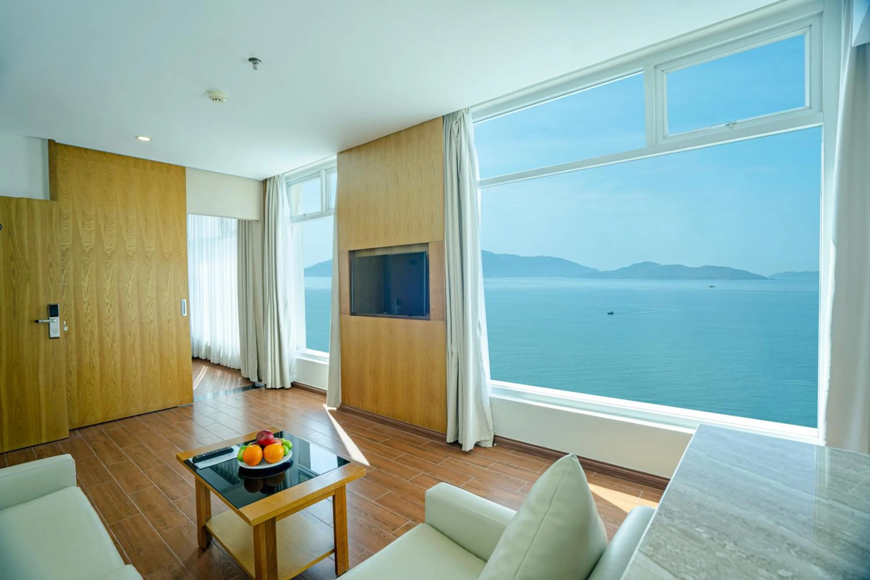 Glamour Hotel Nha Trang