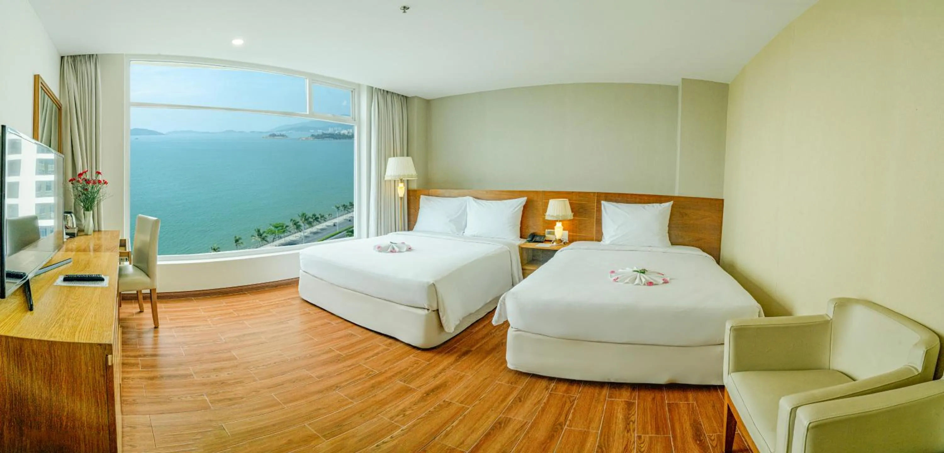 Bed in Glamour Hotel Nha Trang
