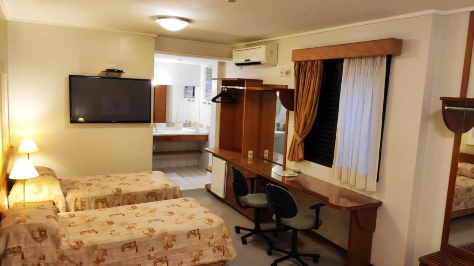Bed in Hotel Metrópolis