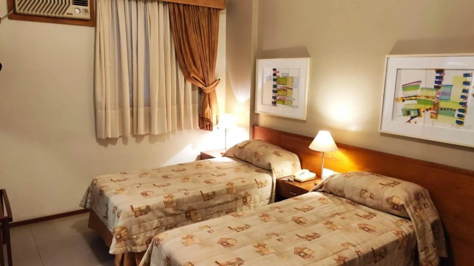 Bed in Hotel Metrópolis