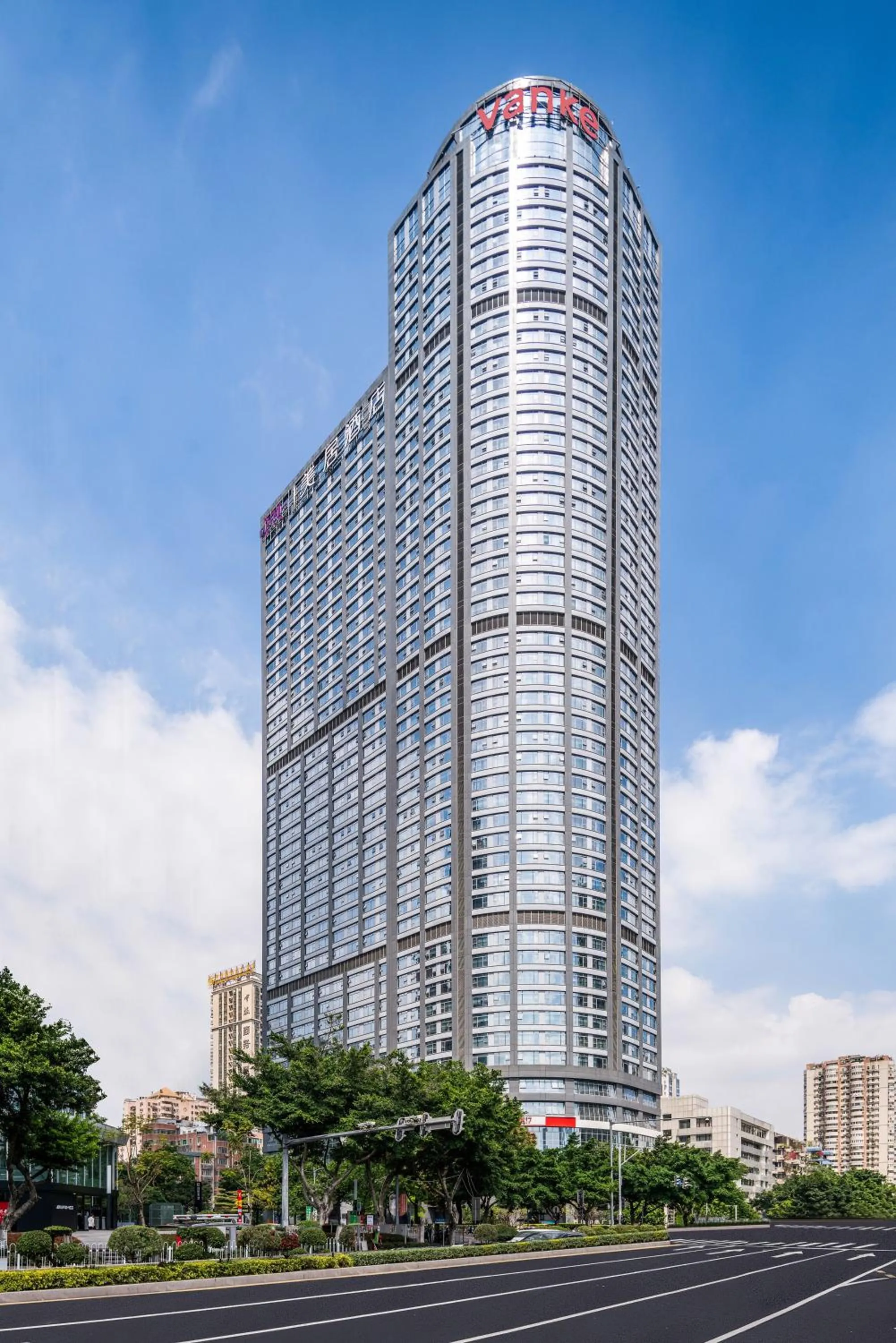 Property building in Mercure Guangzhou Tianhe Sports Center