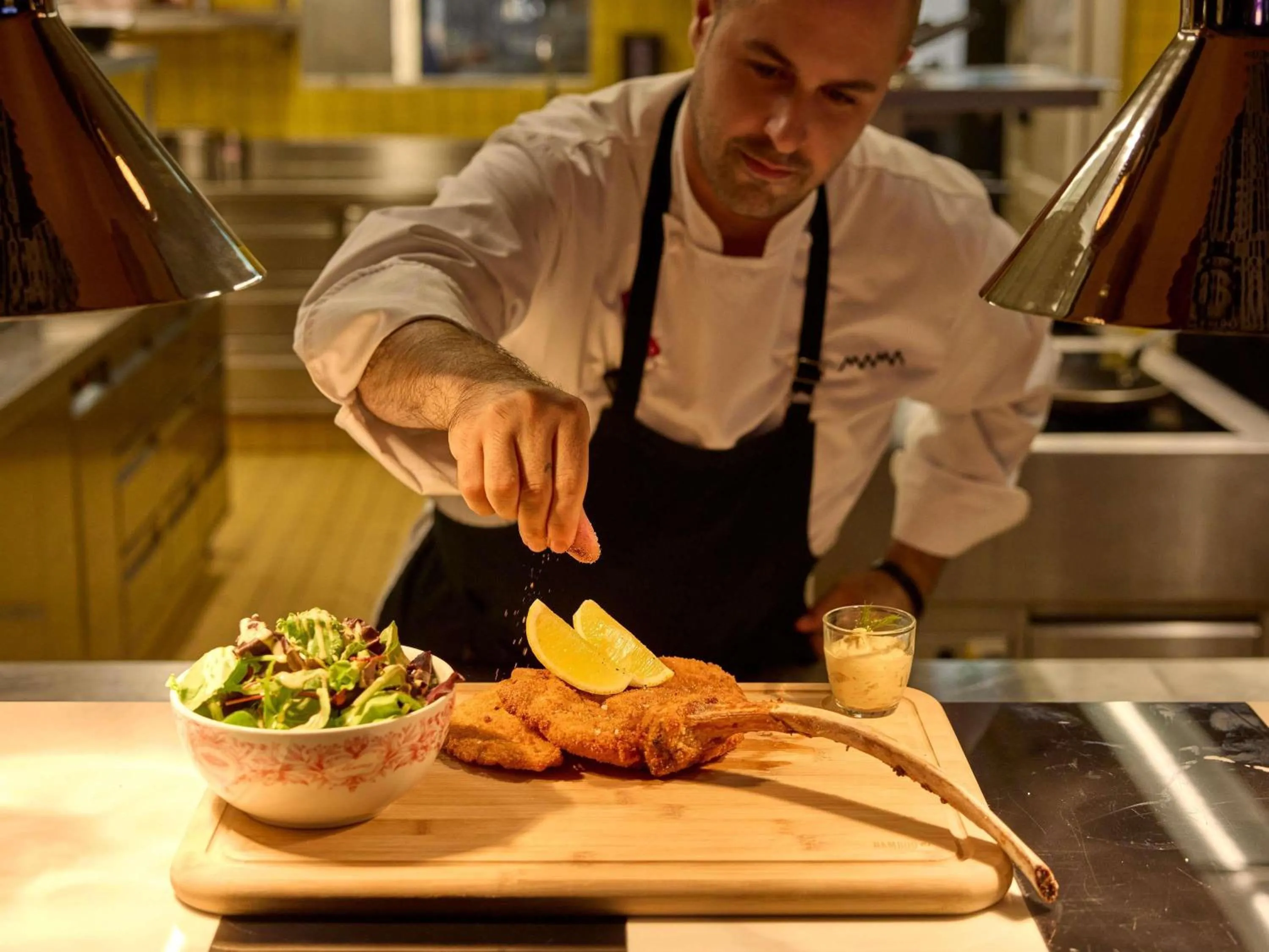 Restaurant/places to eat in Mama Shelter Zurich