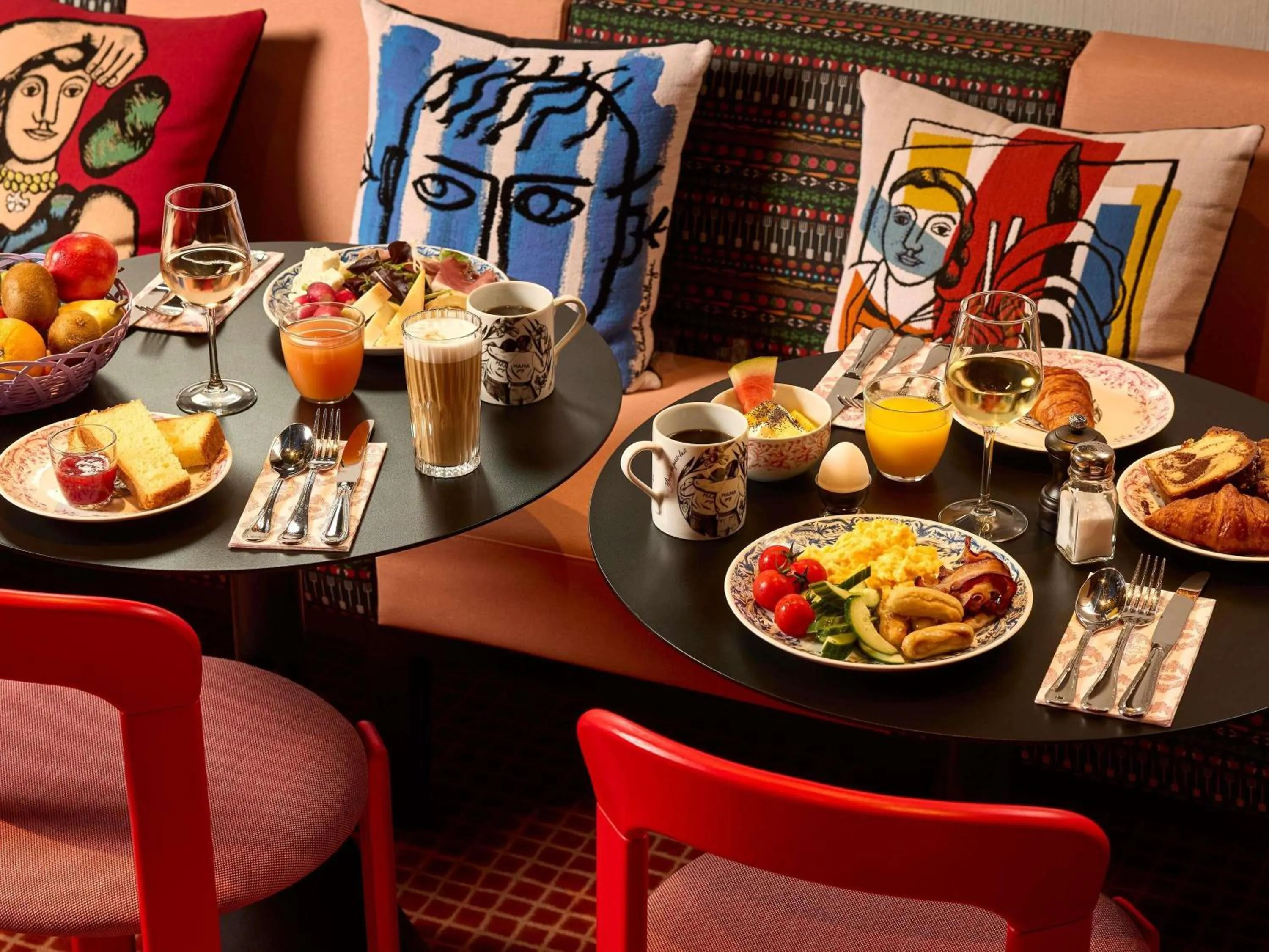 Breakfast in Mama Shelter Zurich