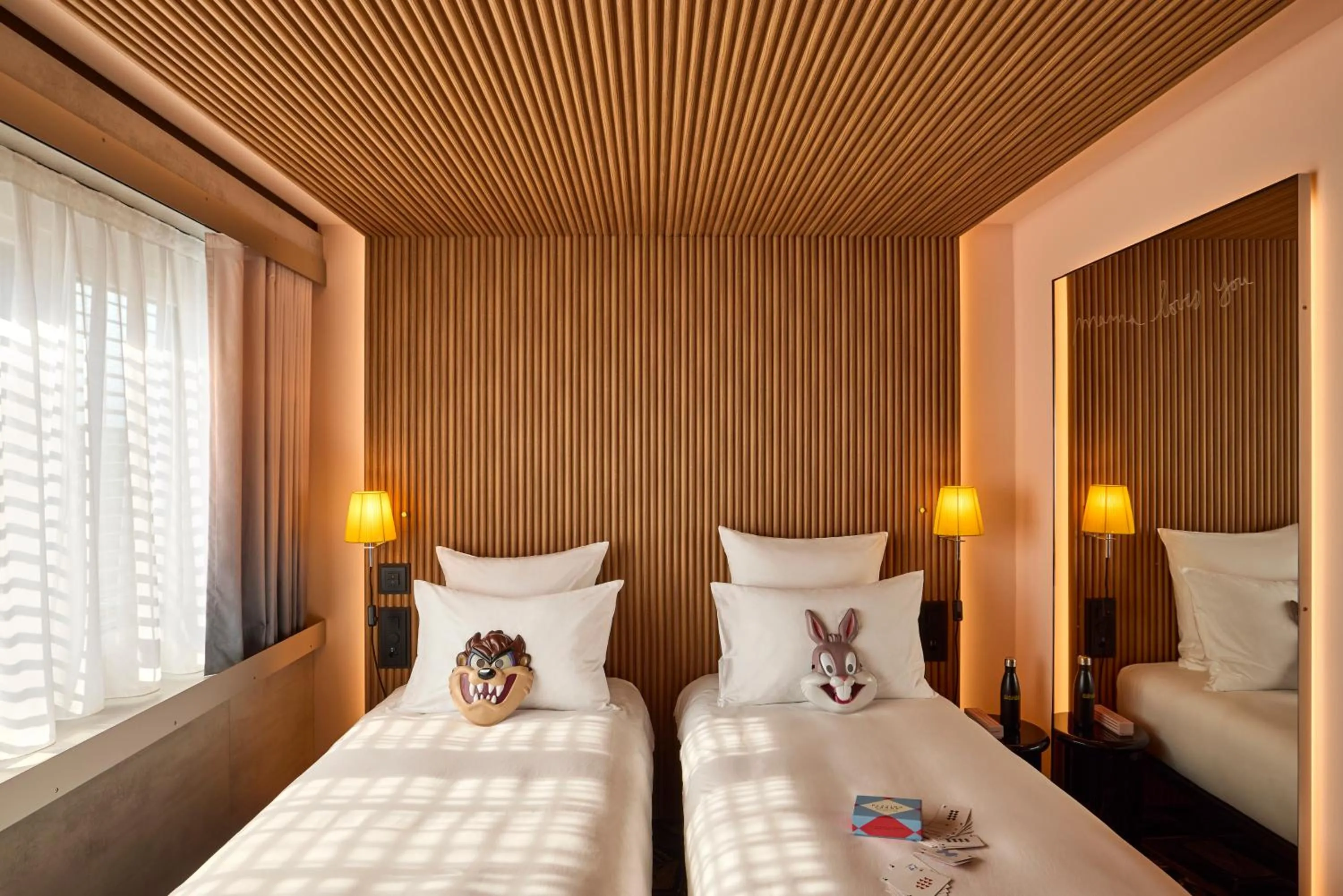 Bed in Mama Shelter Zurich