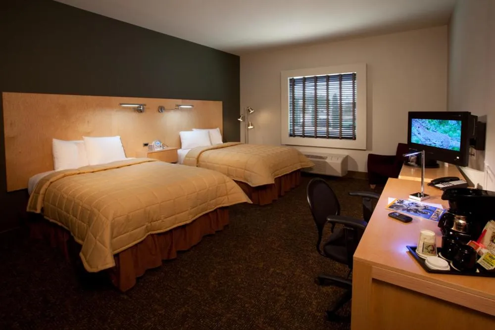 Photo of the whole room, Bed in Spark by Hilton Artesia
