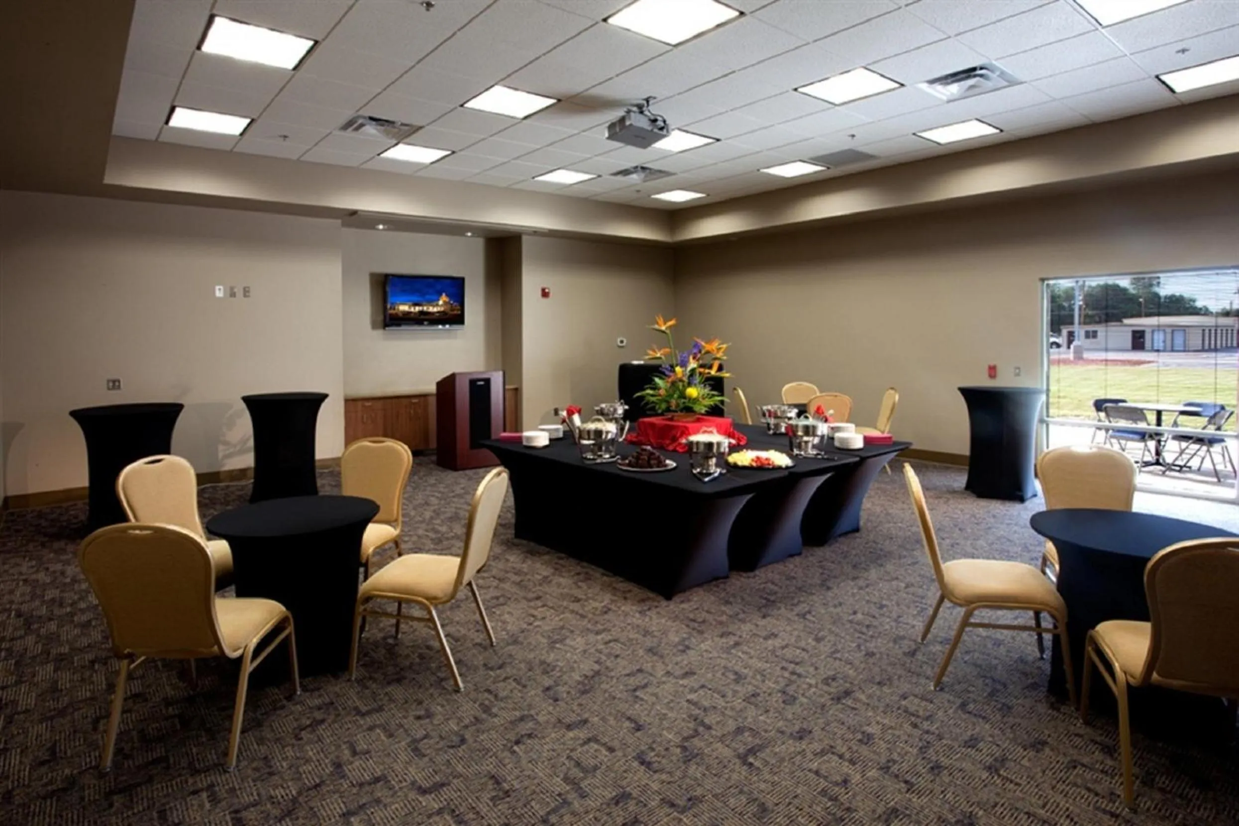 Business facilities in Spark by Hilton Artesia