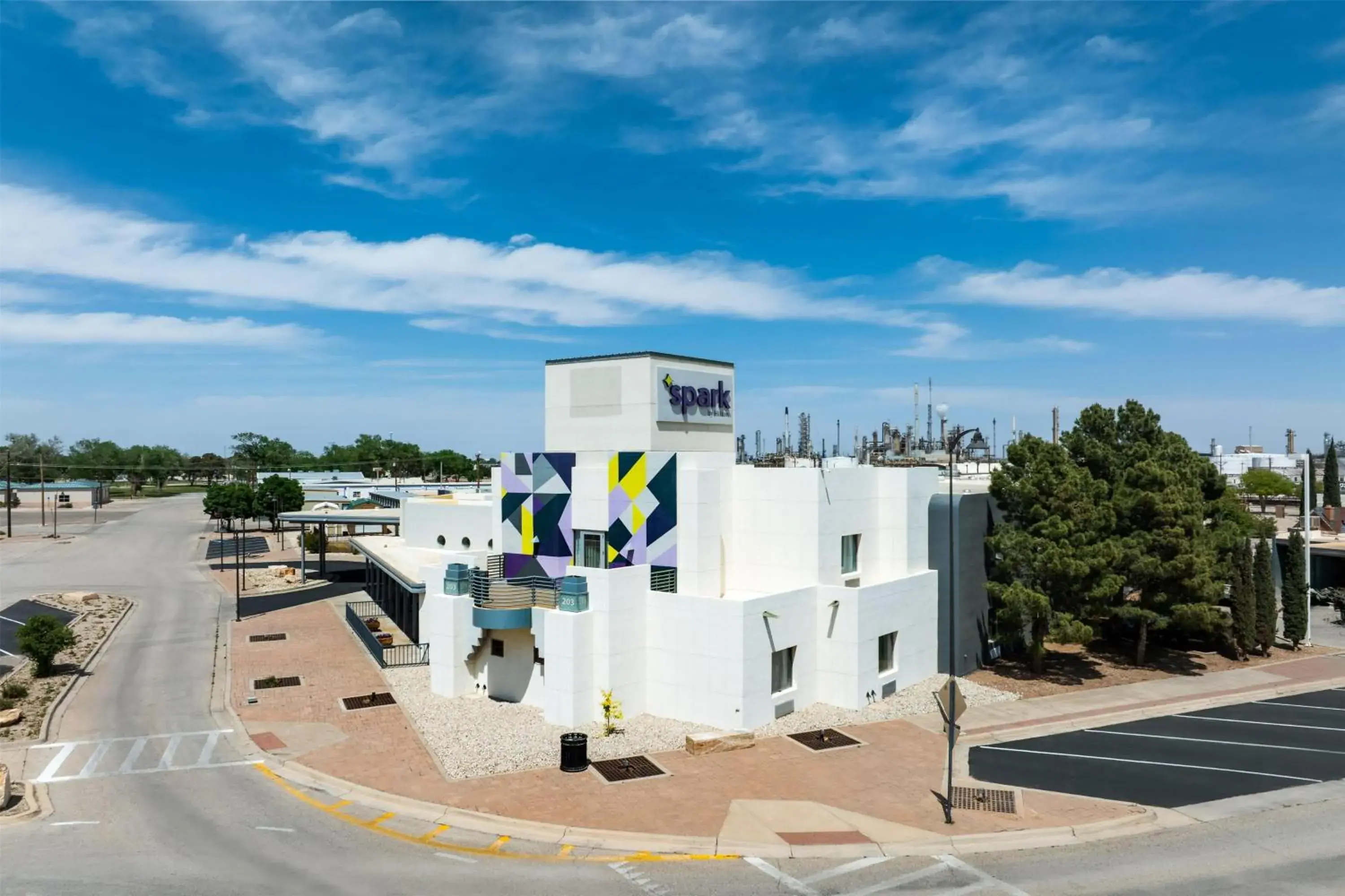 Property building in Spark by Hilton Artesia Property building in Spark by Hilton Artesia