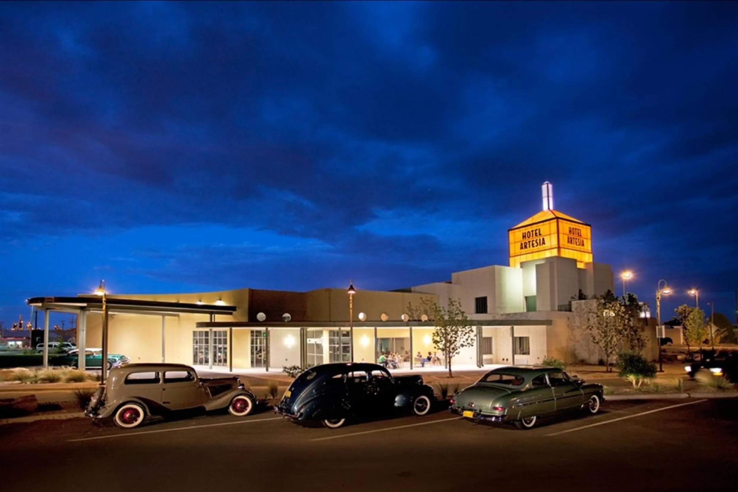 Property building in Spark by Hilton Artesia