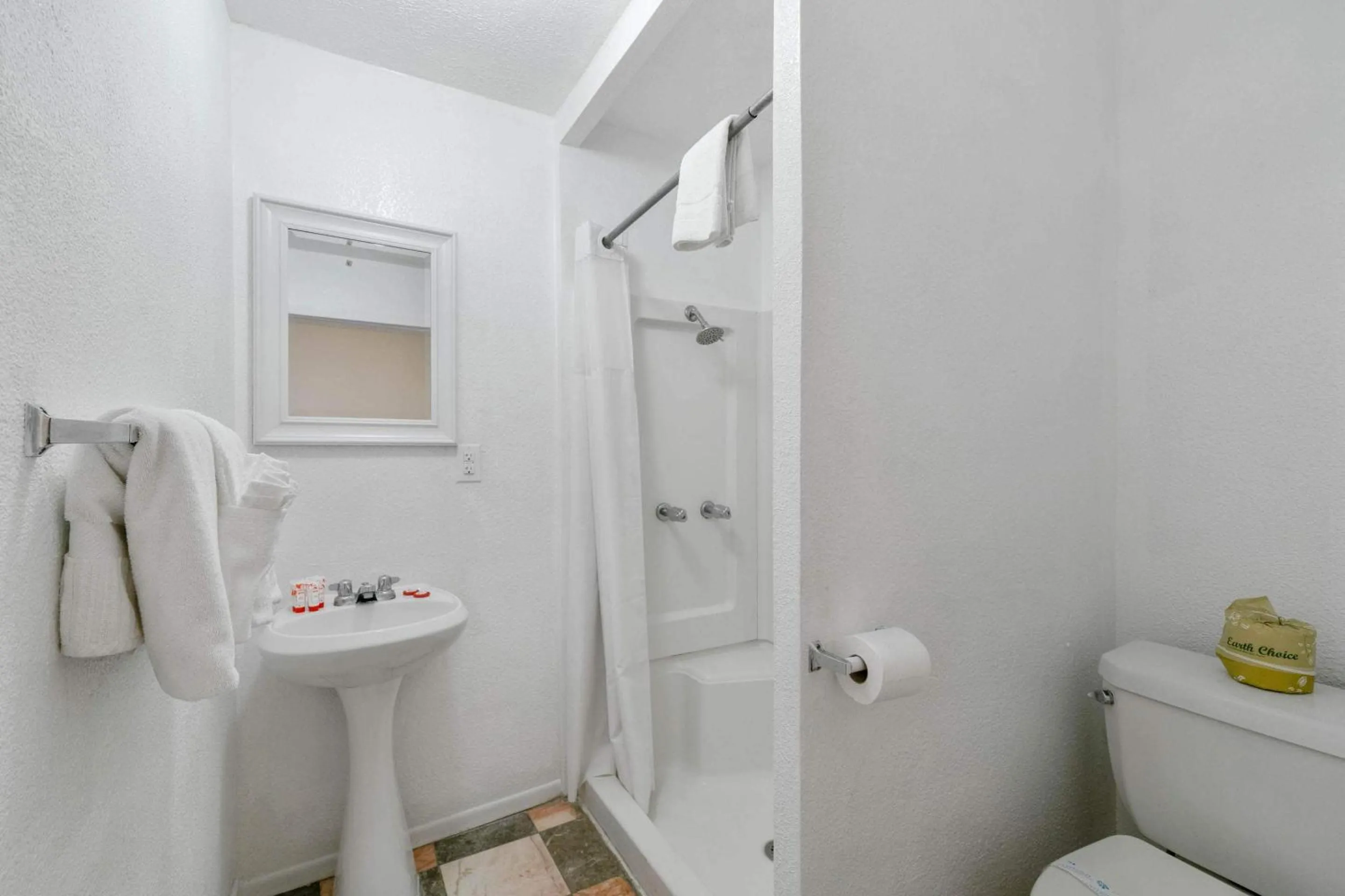 Bathroom in OYO Hotel Rockport- Bay View