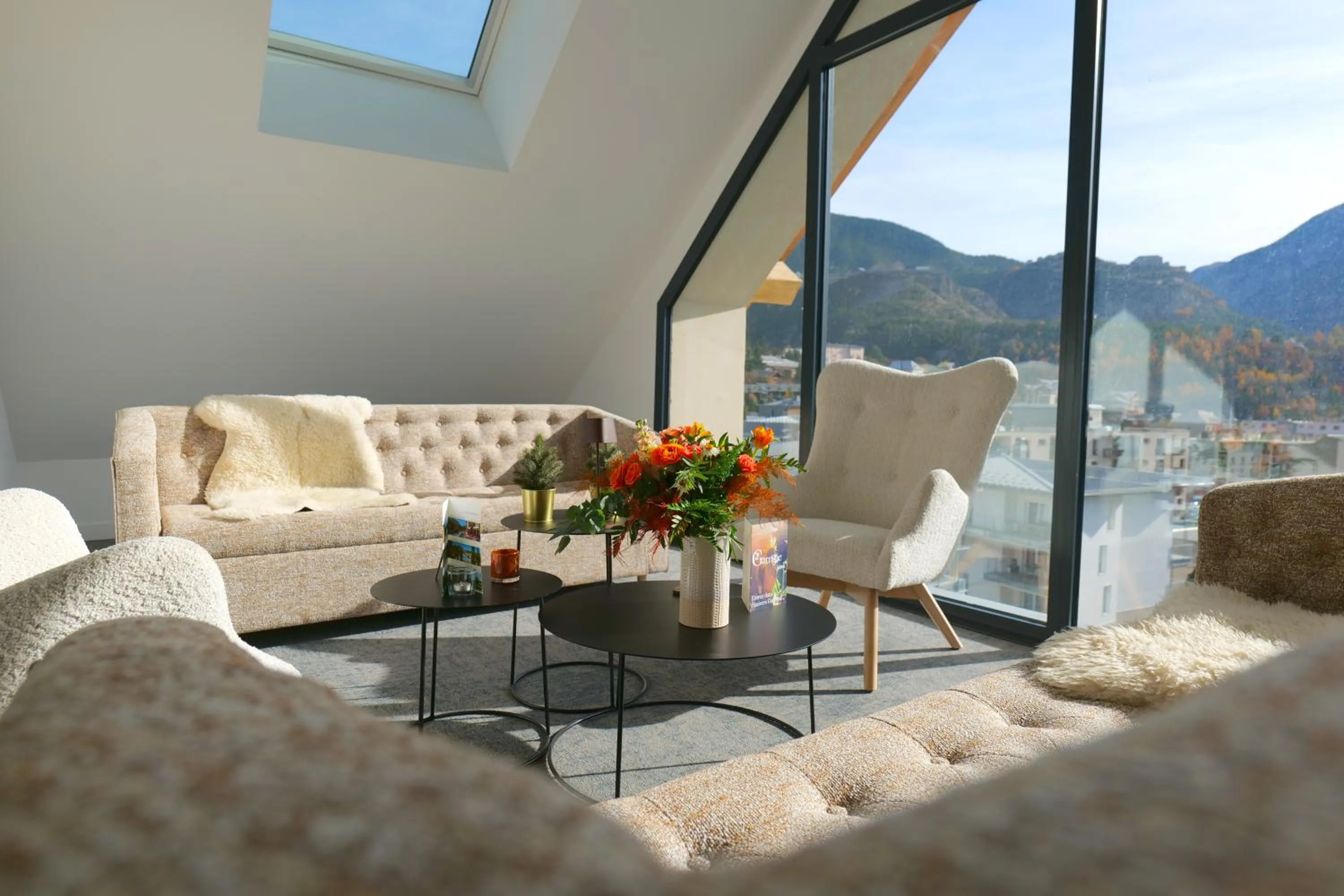 Living room in Garrigae Caserne de Briançon & SPA Cinq Mondes