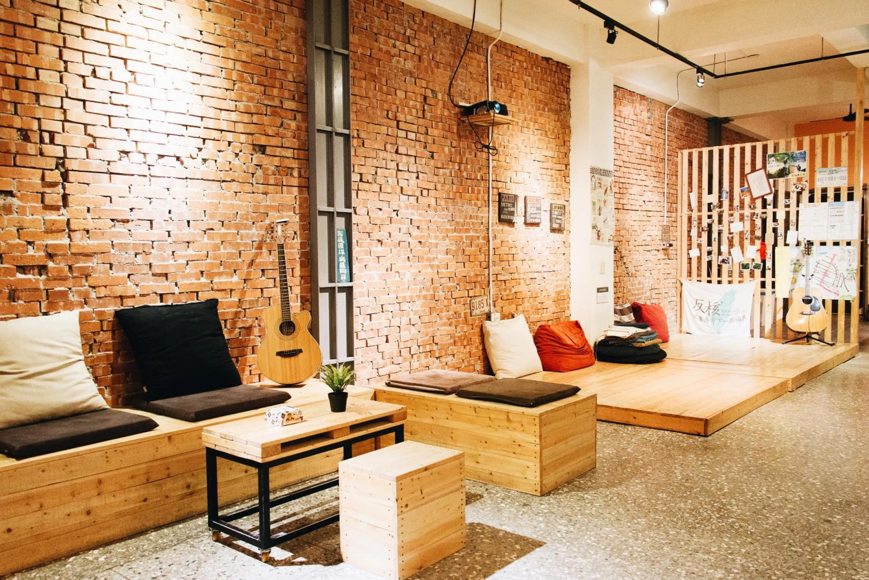 Communal lounge/ TV room in 62巷背包客棧 Lane62 Hostel