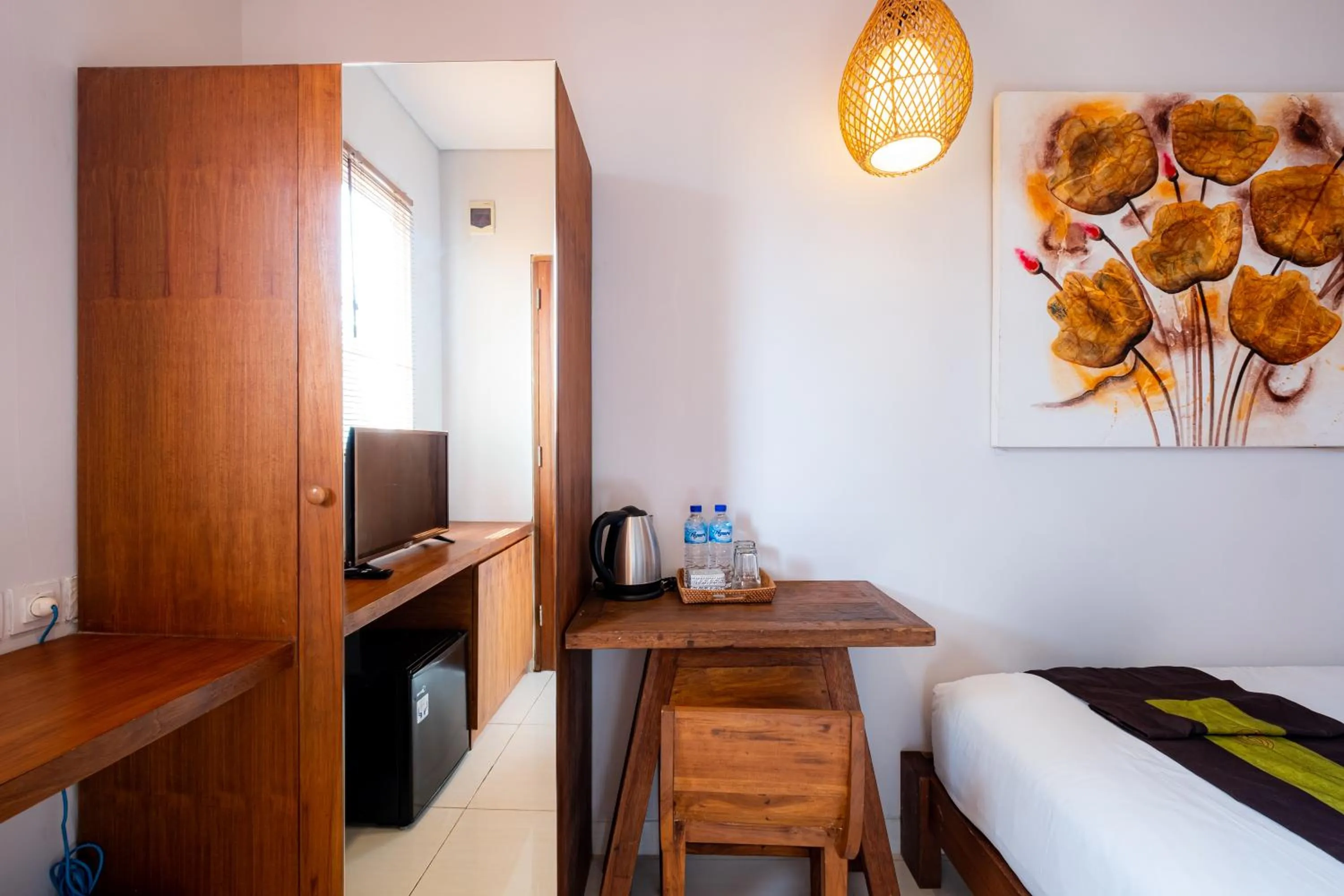 TV and multimedia, Bed in Kakul Vila